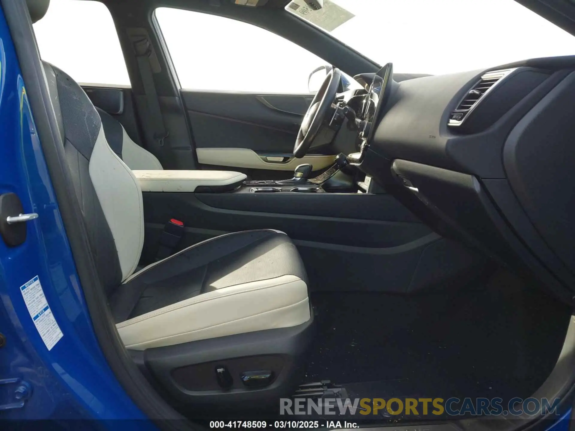 5 Photograph of a damaged car JTJHKCEZ3N2005269 LEXUS NX 350H 2022