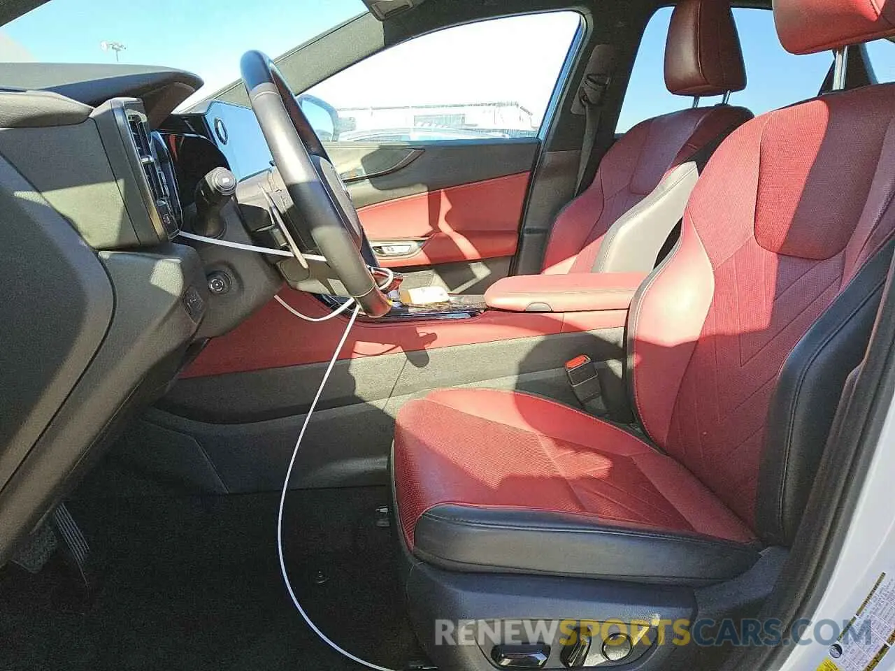 7 Photograph of a damaged car JTJHKCEZ3N5001933 LEXUS NX 350H 2022