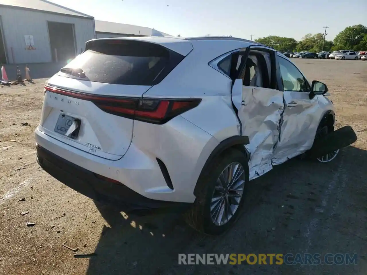 4 Photograph of a damaged car JTJHKCEZ3N5002550 LEXUS NX 350H 2022