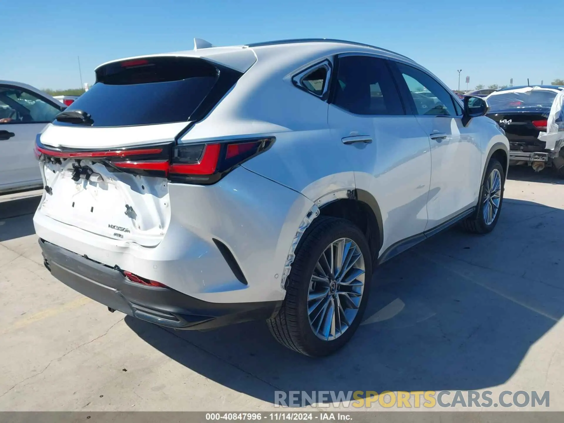4 Photograph of a damaged car JTJHKCEZXN5004487 LEXUS NX 350H 2022