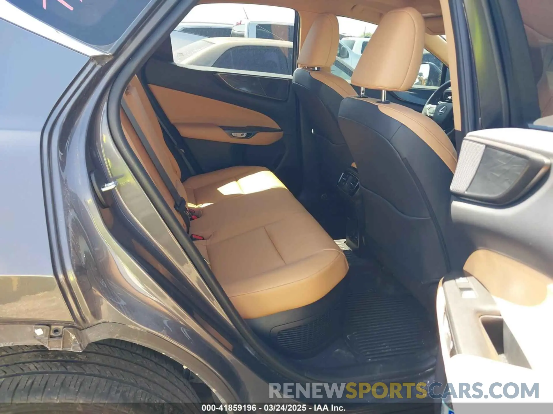 8 Photograph of a damaged car 2T2GKCEZ6PC012862 LEXUS NX 350H 2023
