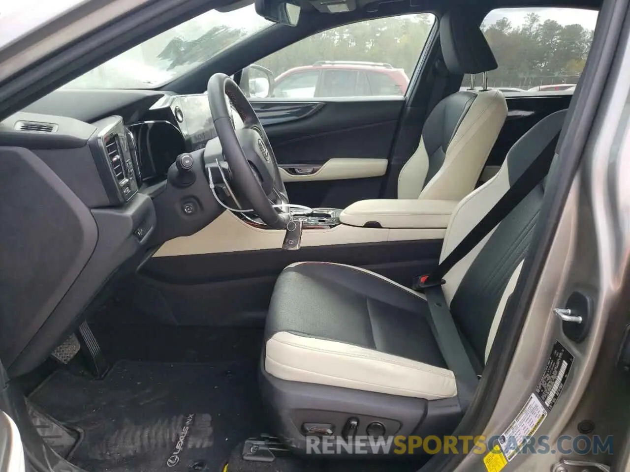 7 Photograph of a damaged car 2T2GKCEZ8PC010465 LEXUS NX 350H 2023