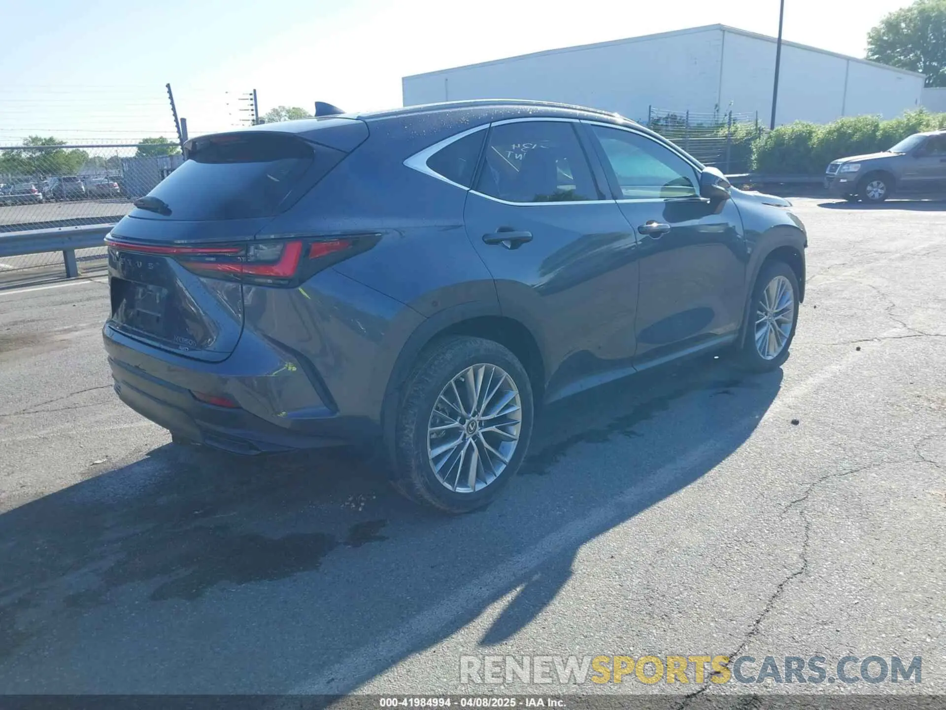 4 Photograph of a damaged car 2T2GKCEZXPC015134 LEXUS NX 350H 2023