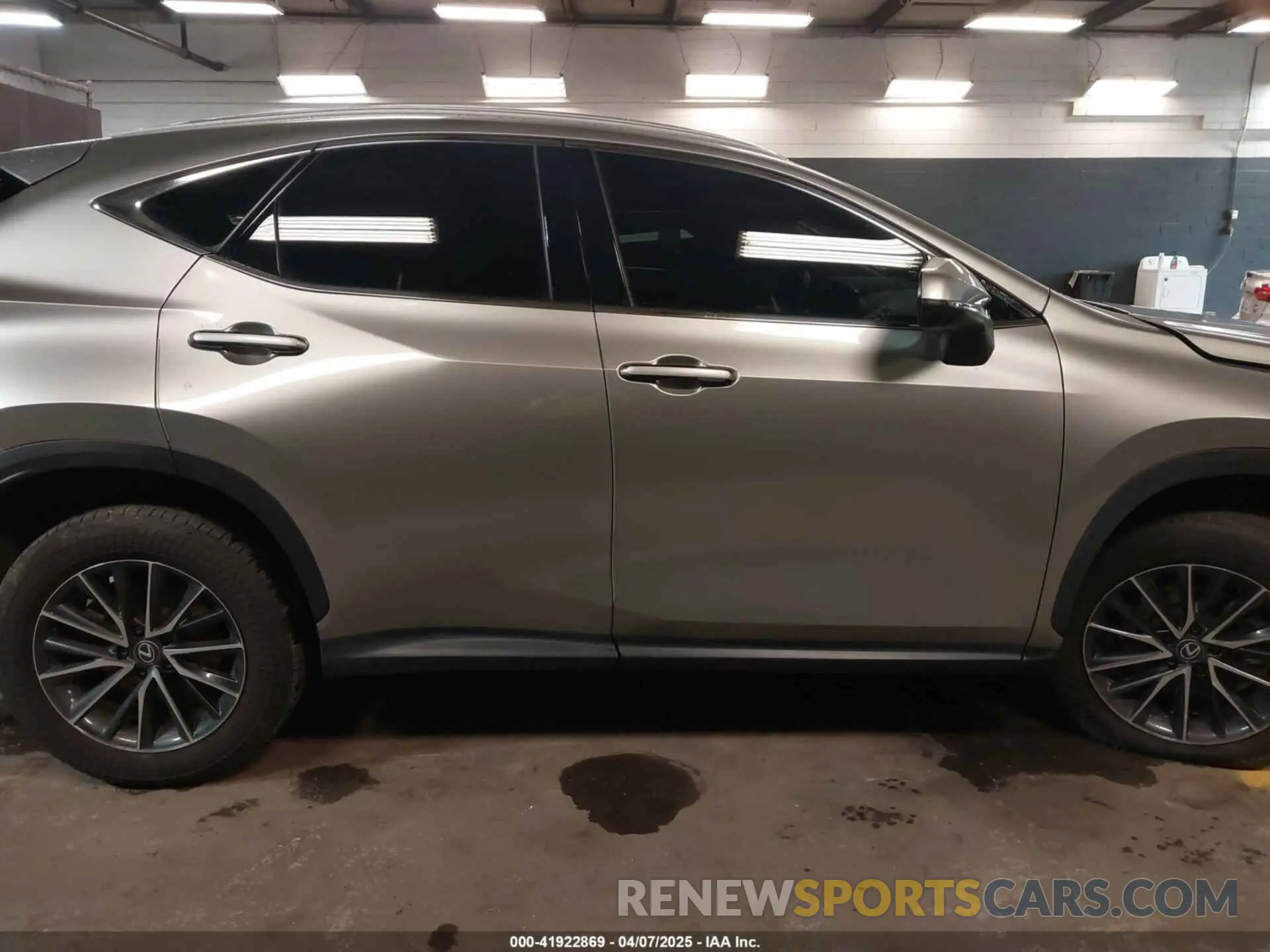 13 Photograph of a damaged car 2T2GKCEZ3RC016337 LEXUS NX 350H 2024