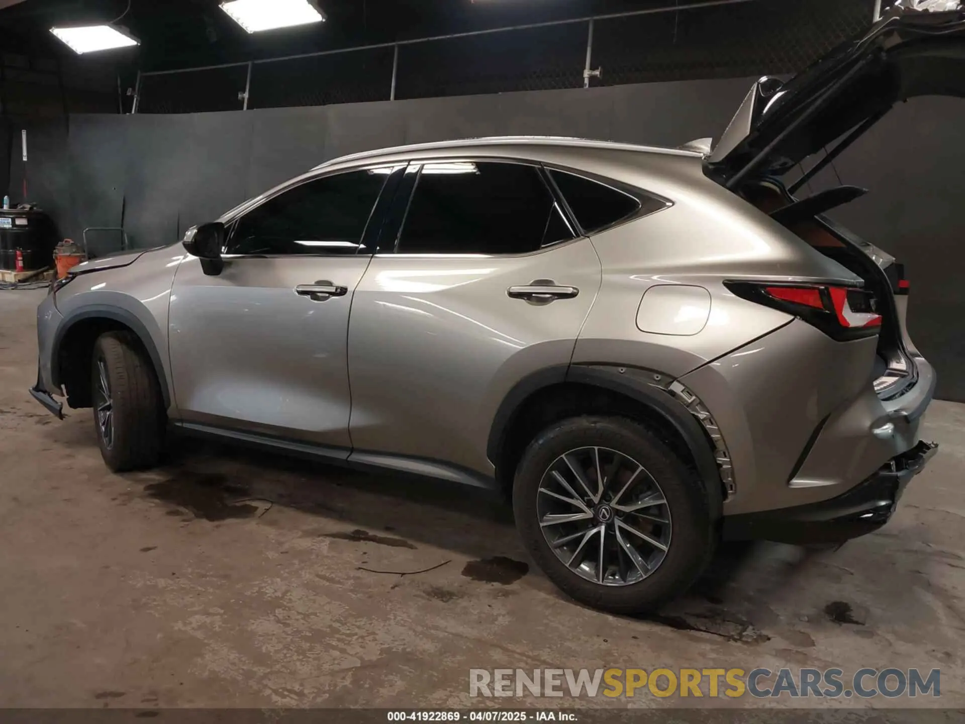 3 Photograph of a damaged car 2T2GKCEZ3RC016337 LEXUS NX 350H 2024