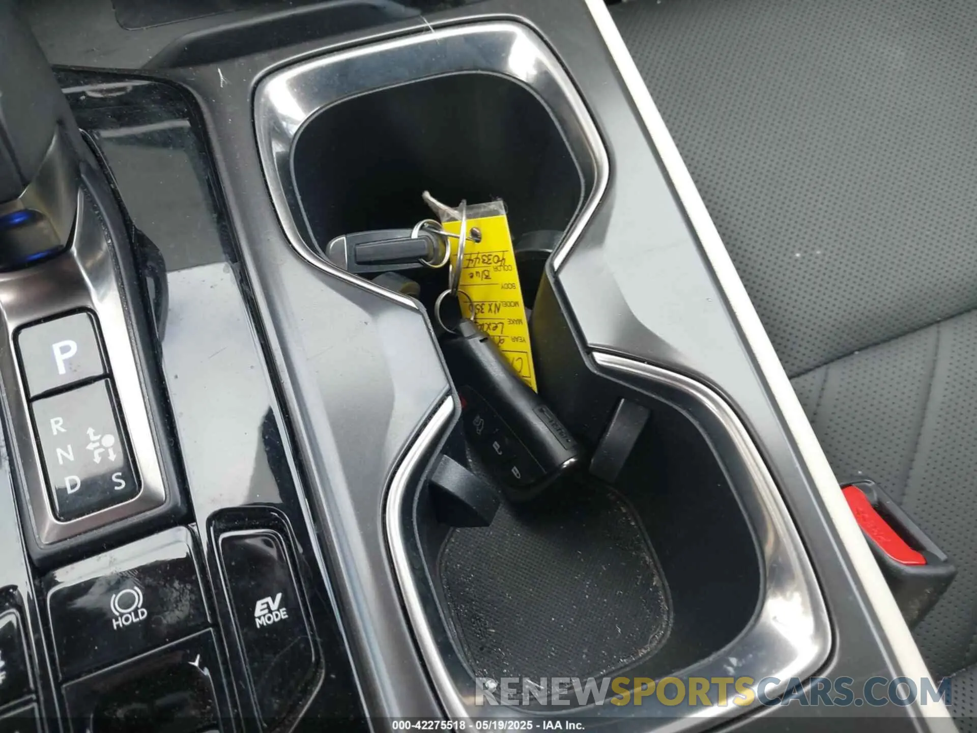 11 Photograph of a damaged car 2T2HKCEZ4RC025407 LEXUS NX 350H 2024