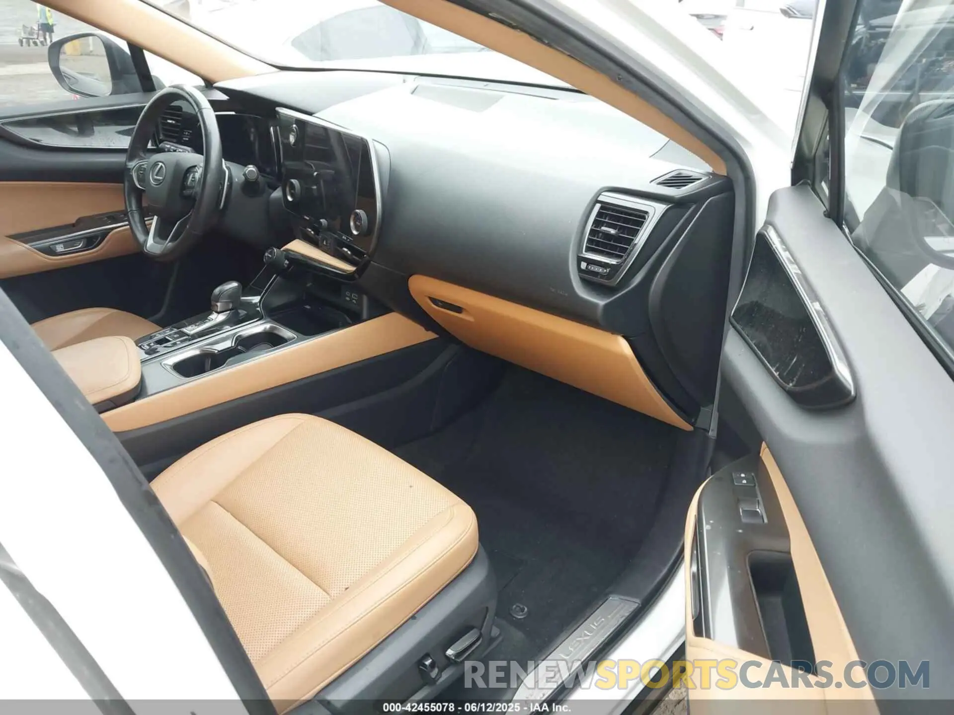 5 Photograph of a damaged car JTJAKCEZ5R5010740 LEXUS NX 350H 2024