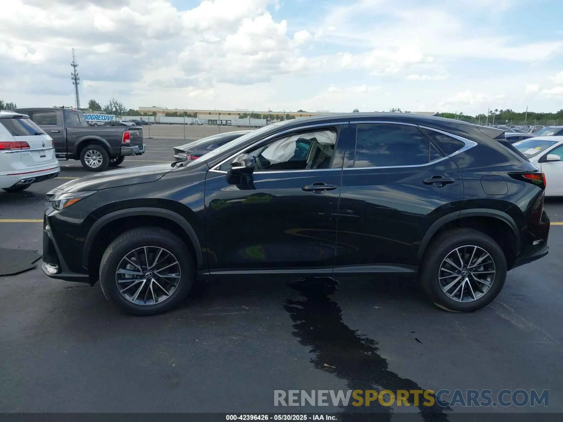 14 Photograph of a damaged car JTJGKCEZ1R5013810 LEXUS NX 350H 2024