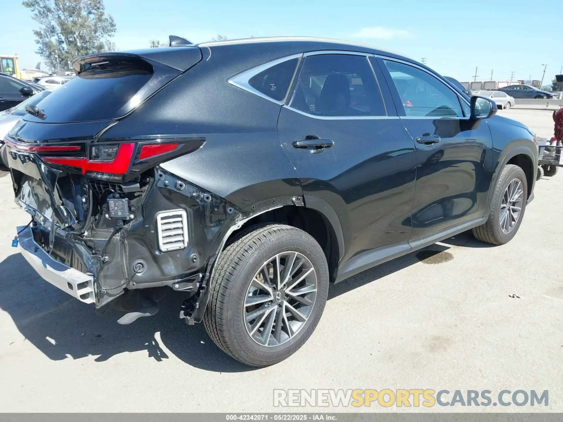 4 Photograph of a damaged car JTJGKCEZ6R2033231 LEXUS NX 350H 2024