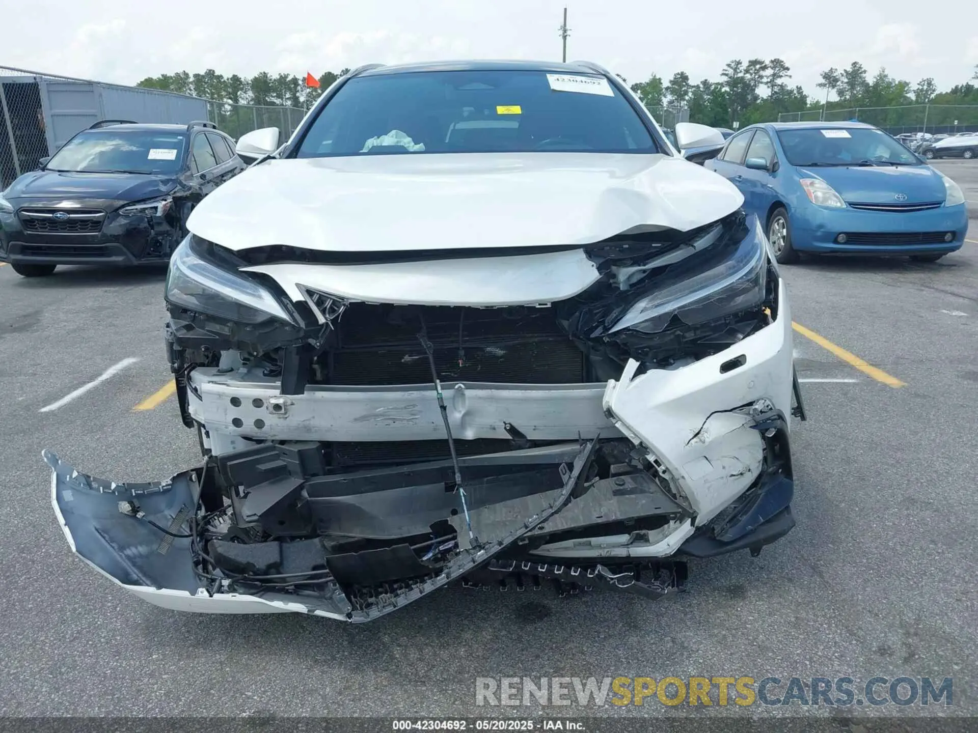 13 Photograph of a damaged car JTJHKCEZ0R2029812 LEXUS NX 350H 2024
