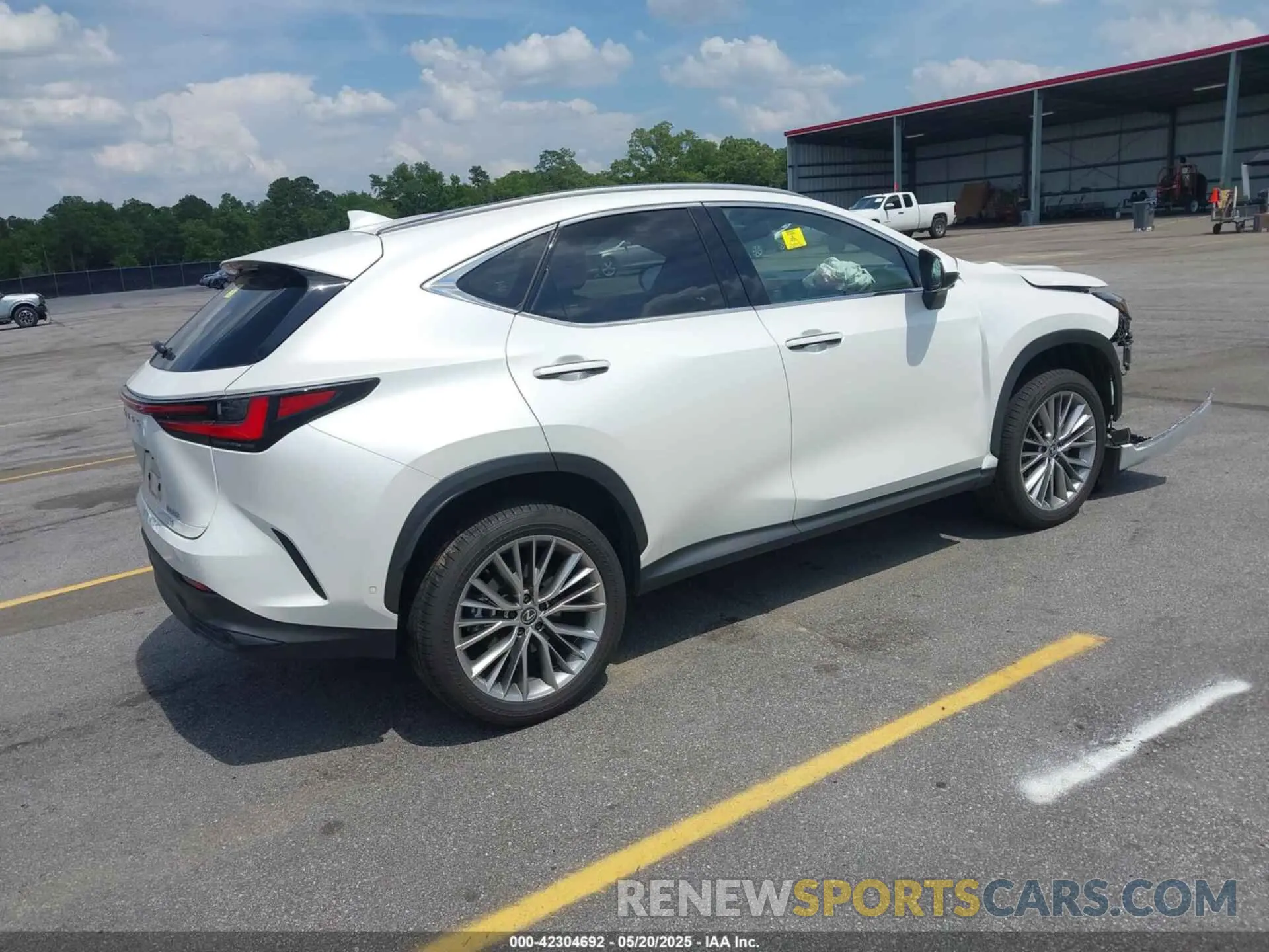4 Photograph of a damaged car JTJHKCEZ0R2029812 LEXUS NX 350H 2024