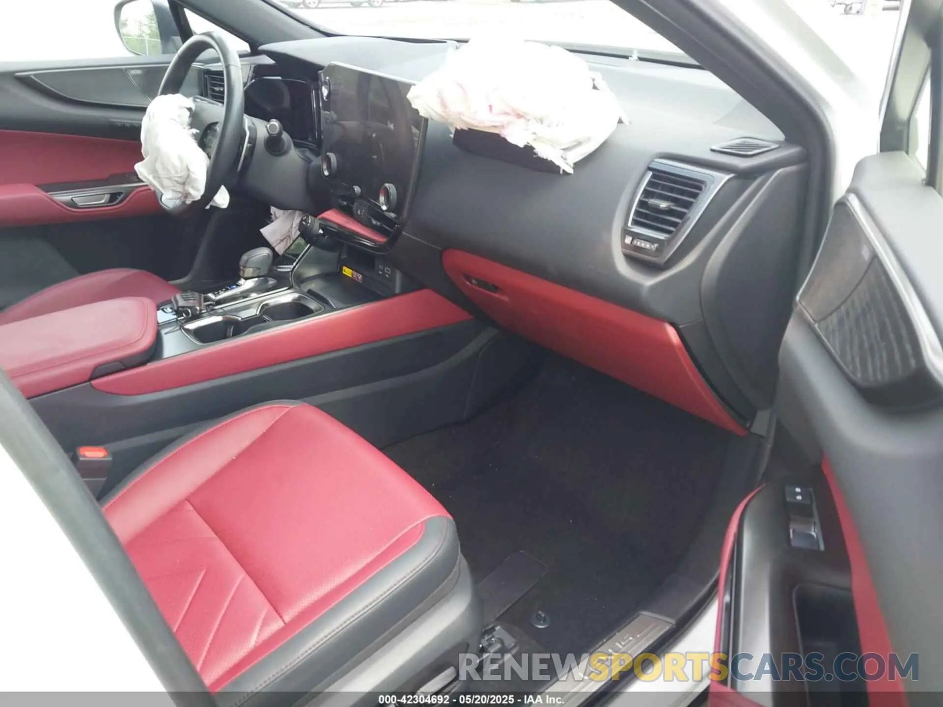5 Photograph of a damaged car JTJHKCEZ0R2029812 LEXUS NX 350H 2024