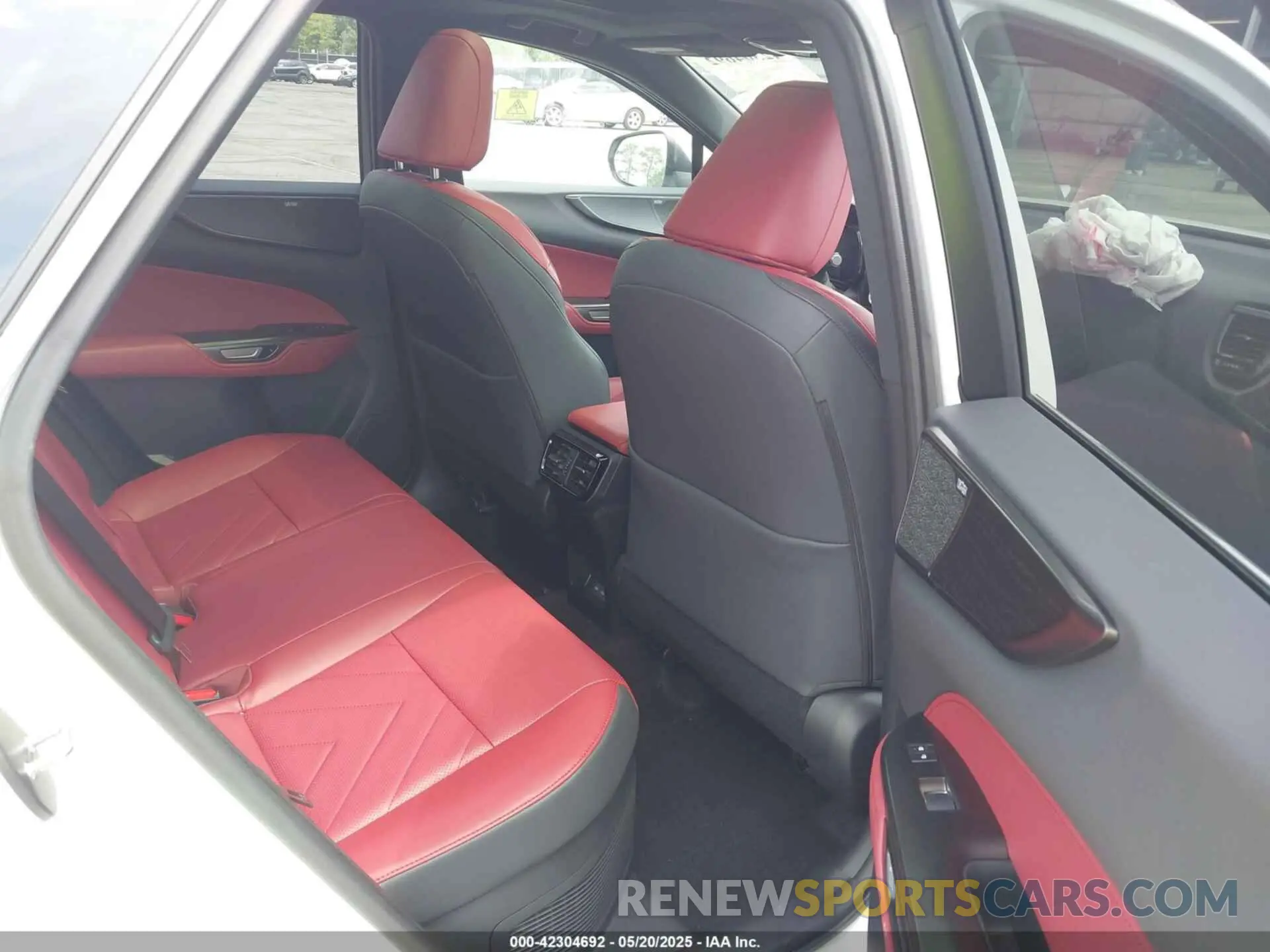 8 Photograph of a damaged car JTJHKCEZ0R2029812 LEXUS NX 350H 2024