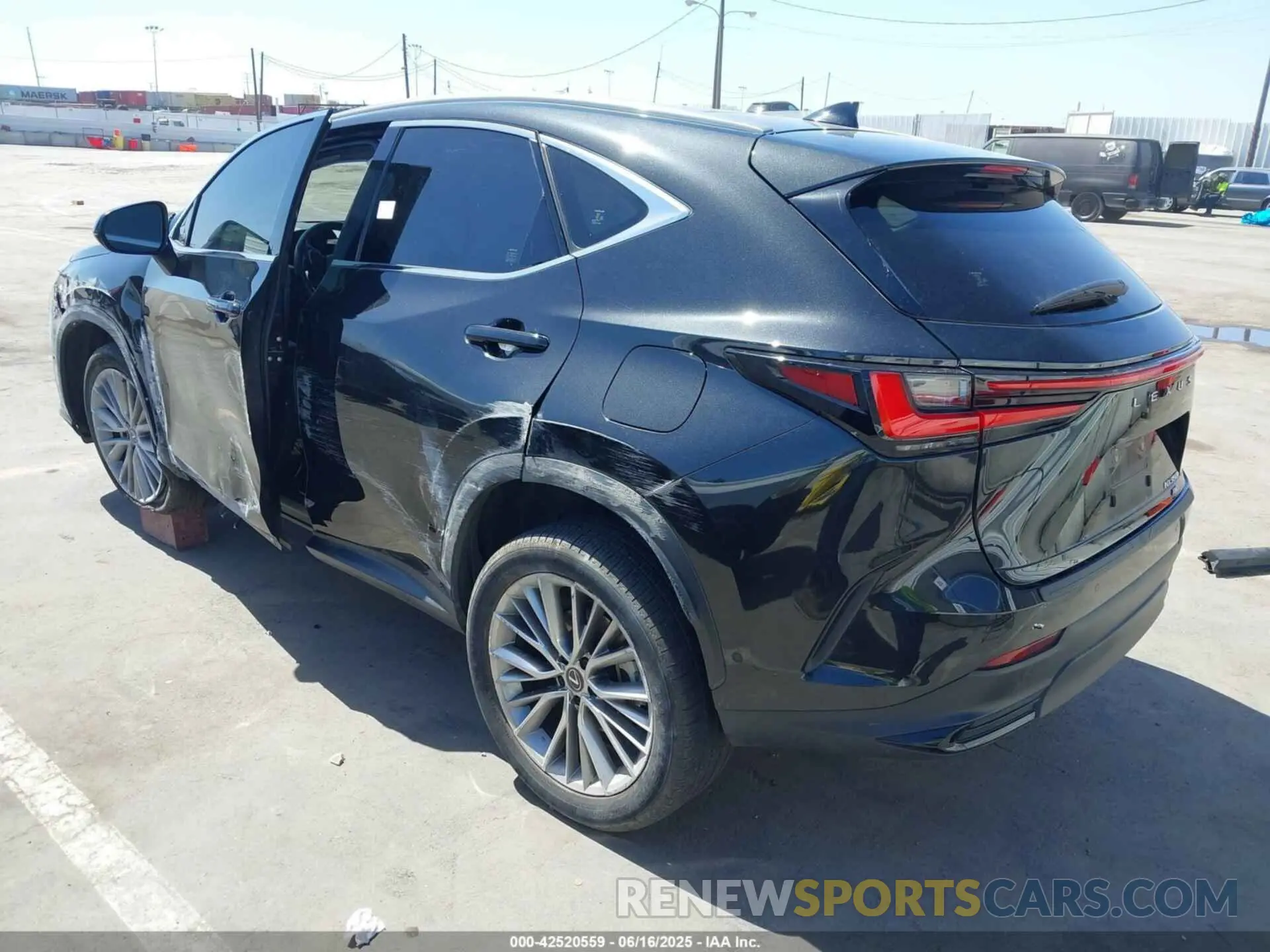 3 Photograph of a damaged car JTJHKCEZXR2030756 LEXUS NX 350H 2024