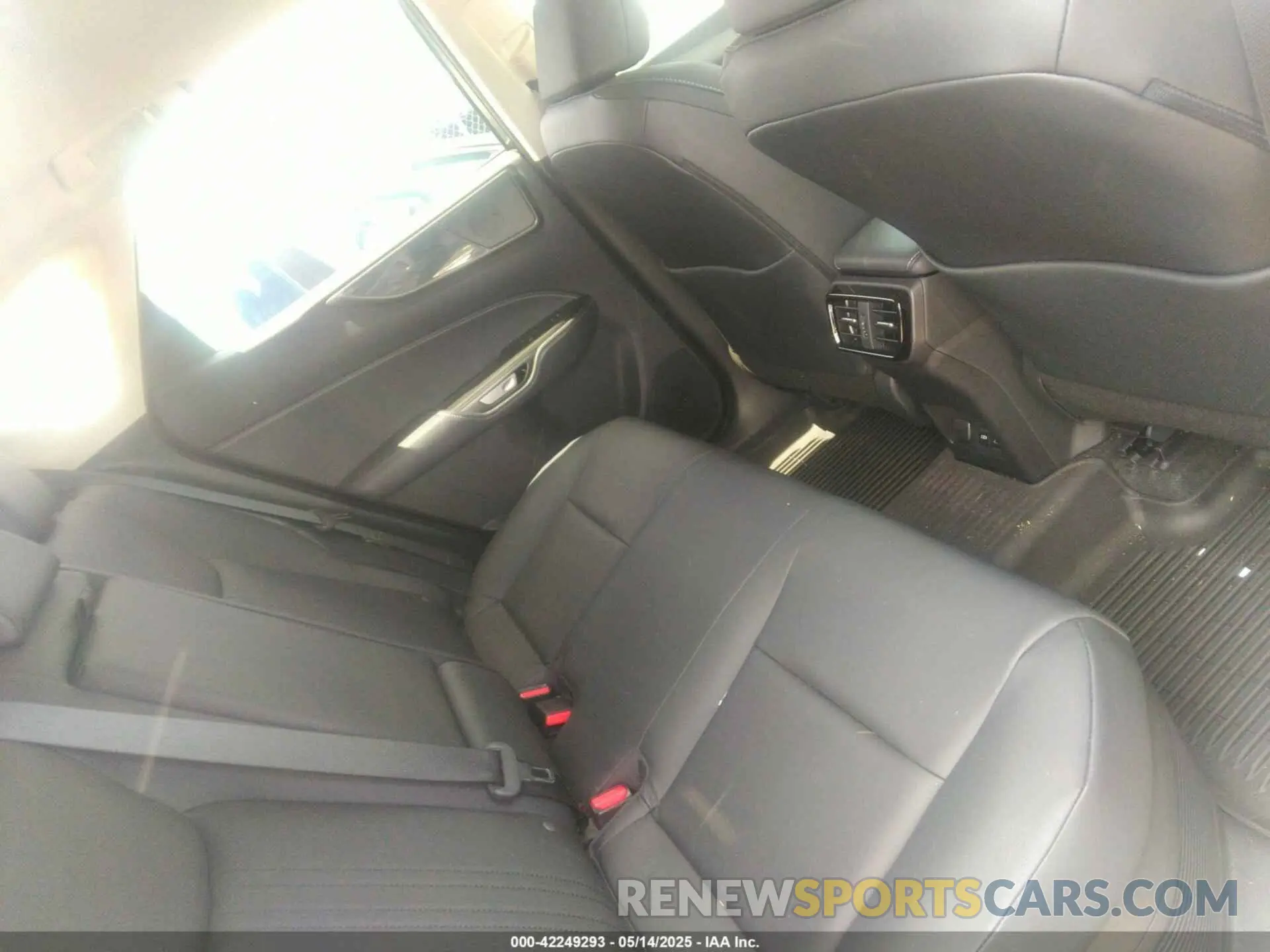 8 Photograph of a damaged car 2T2GKCEZ2SC032602 LEXUS NX 350H 2025