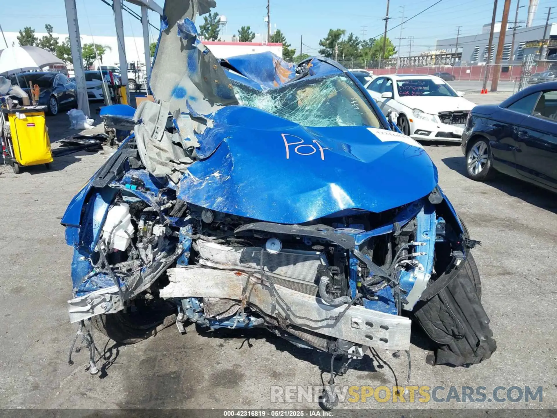 11 Photograph of a damaged car 2T2GKCEZ4SC033637 LEXUS NX 350H 2025