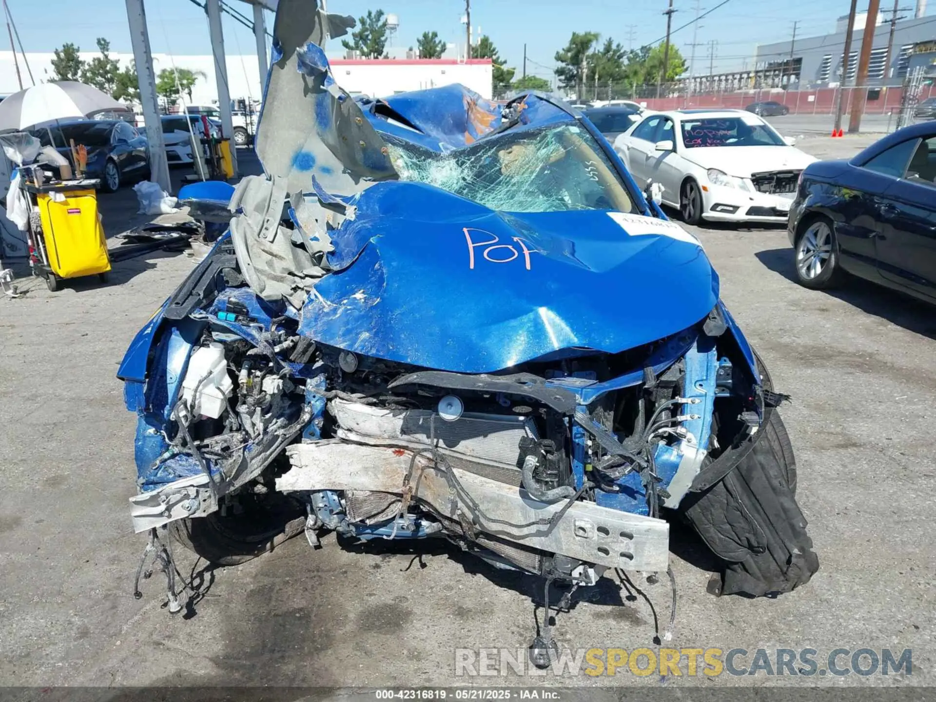 6 Photograph of a damaged car 2T2GKCEZ4SC033637 LEXUS NX 350H 2025