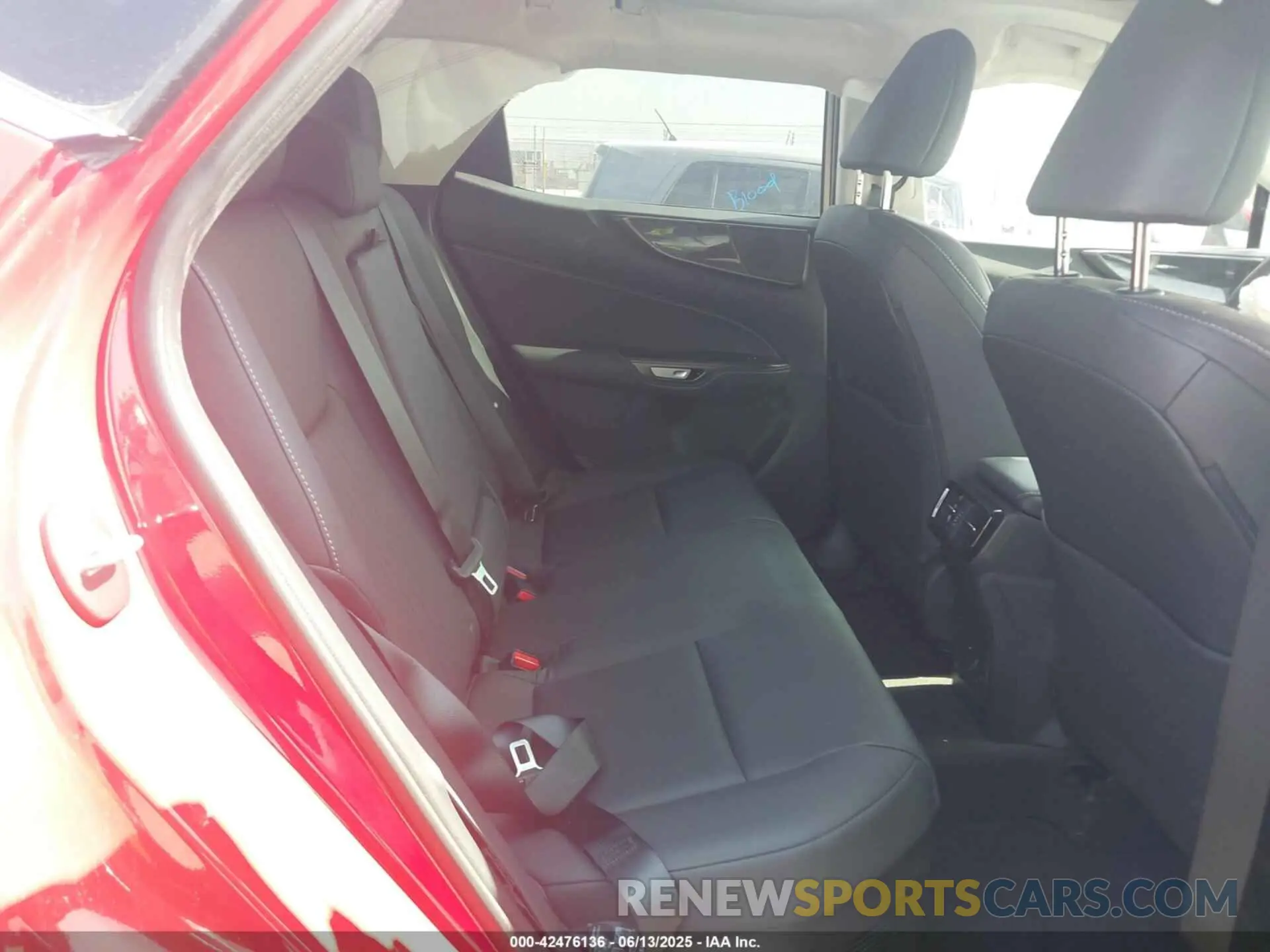 8 Photograph of a damaged car 2T2GKCEZ4SC042046 LEXUS NX 350H 2025