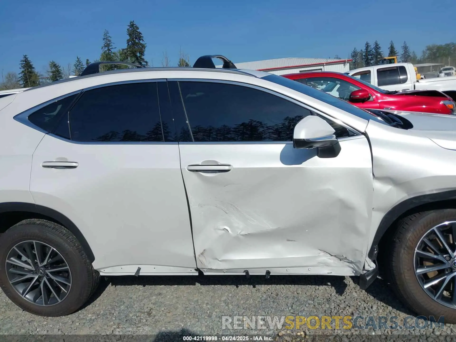 14 Photograph of a damaged car JTJGKCEZ0S5029339 LEXUS NX 350H 2025