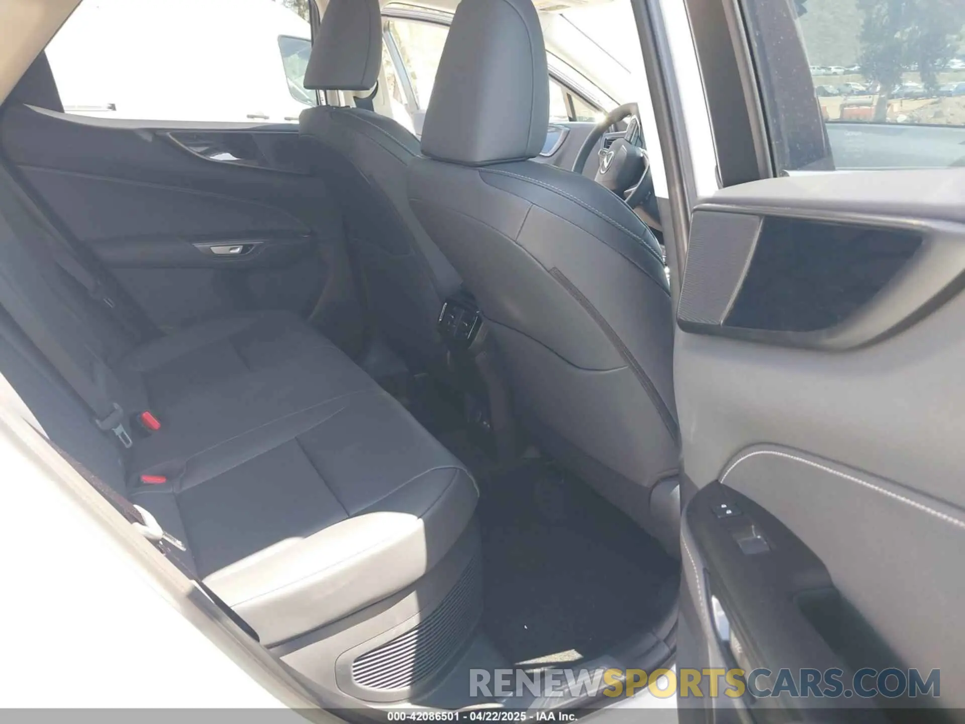 8 Photograph of a damaged car JTJGKCEZ5S2061401 LEXUS NX 350H 2025