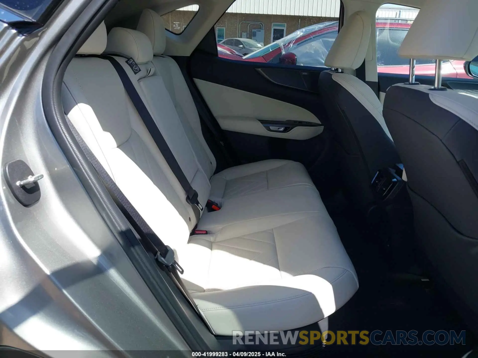 8 Photograph of a damaged car JTJHKCEZ1S2049993 LEXUS NX 350H 2025