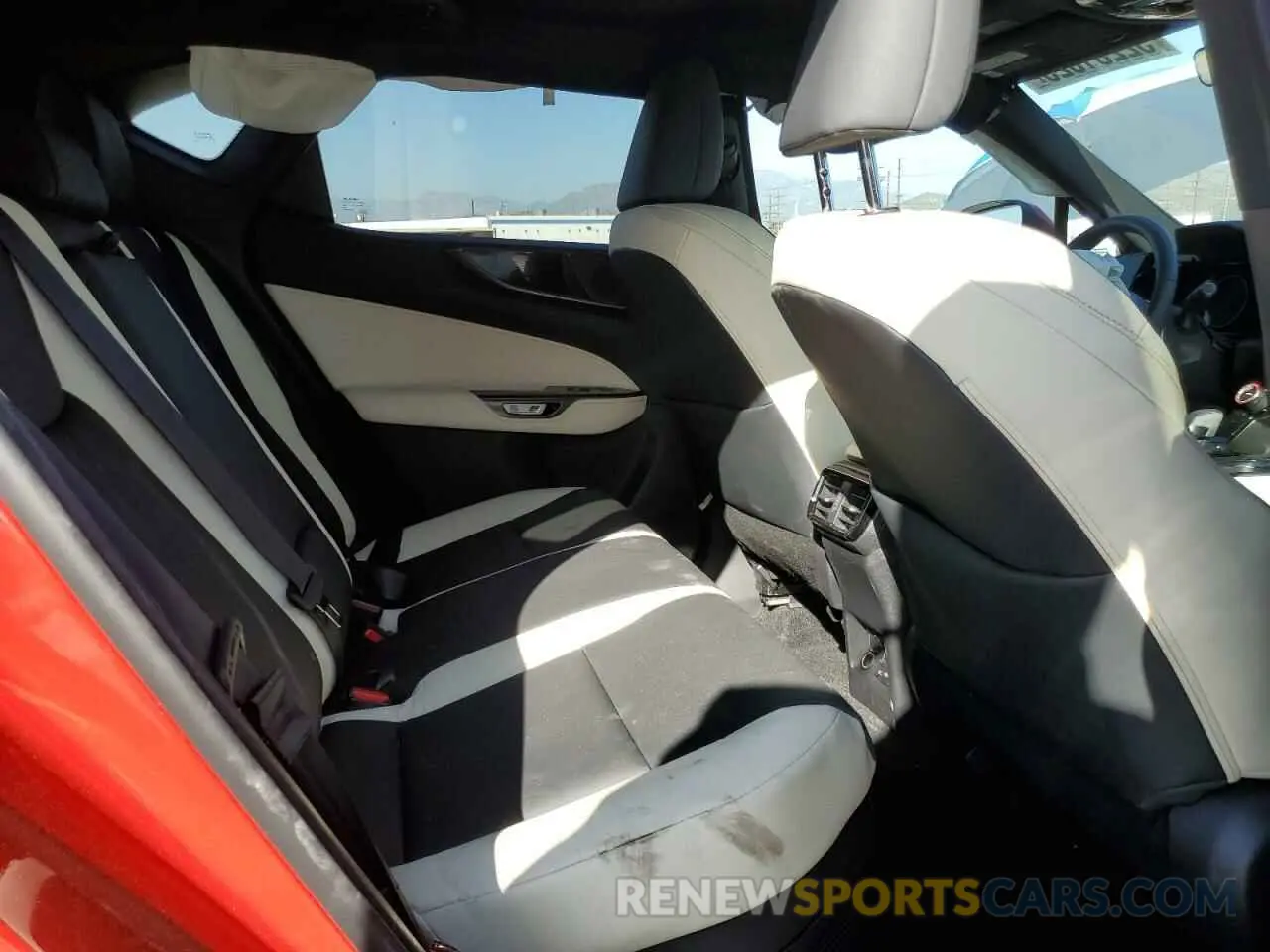 11 Photograph of a damaged car 2T2AKCEZ1RC028282 LEXUS NX 350H BA 2024