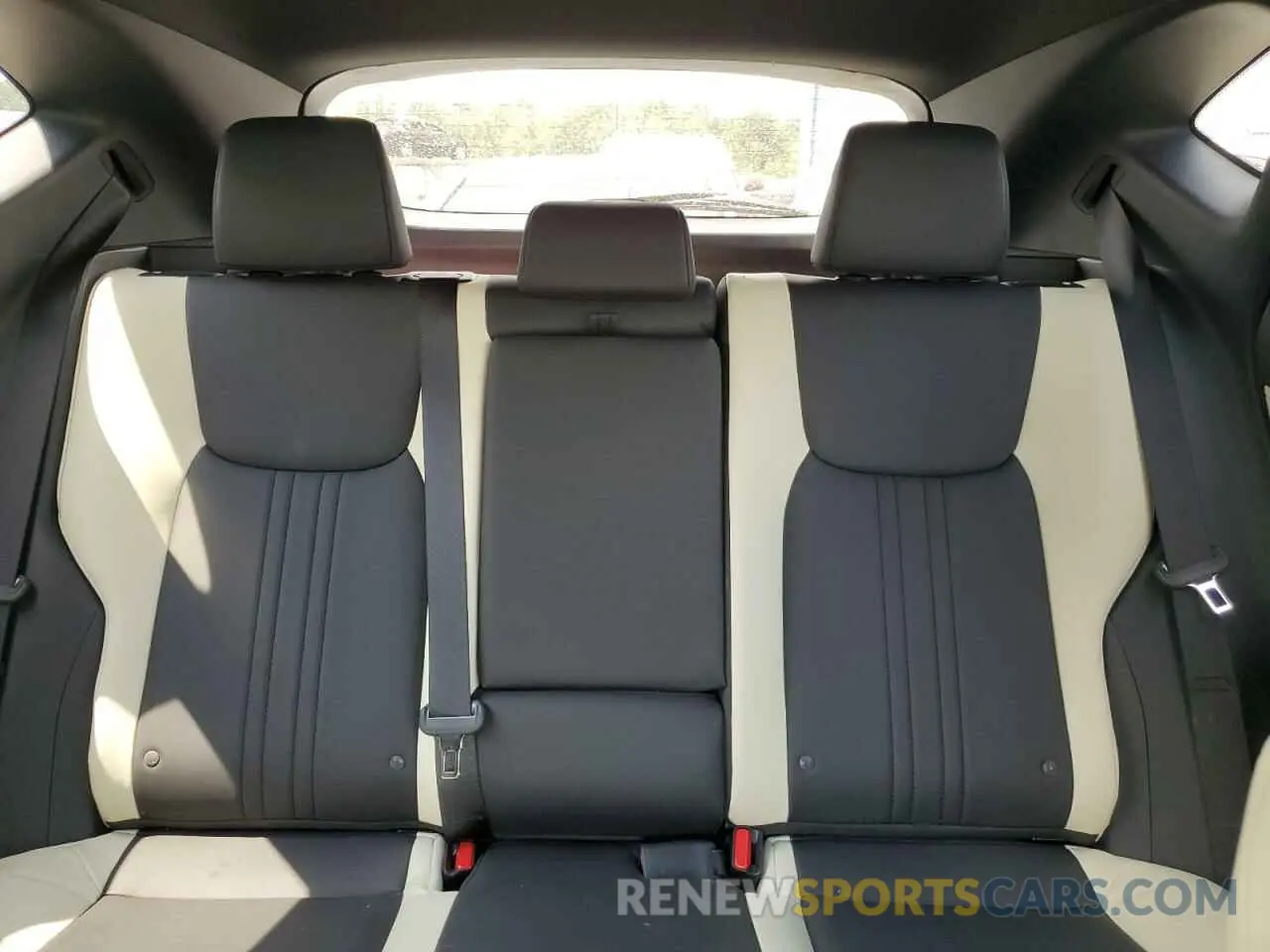10 Photograph of a damaged car 2T2AKCEZ3RC029028 LEXUS NX 350H BA 2024
