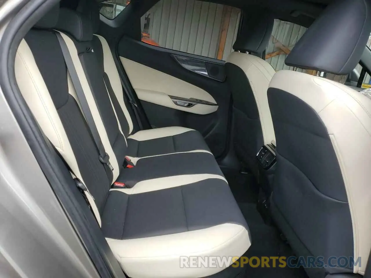 11 Photograph of a damaged car 2T2GKCEZXRC024872 LEXUS NX 350H BA 2024