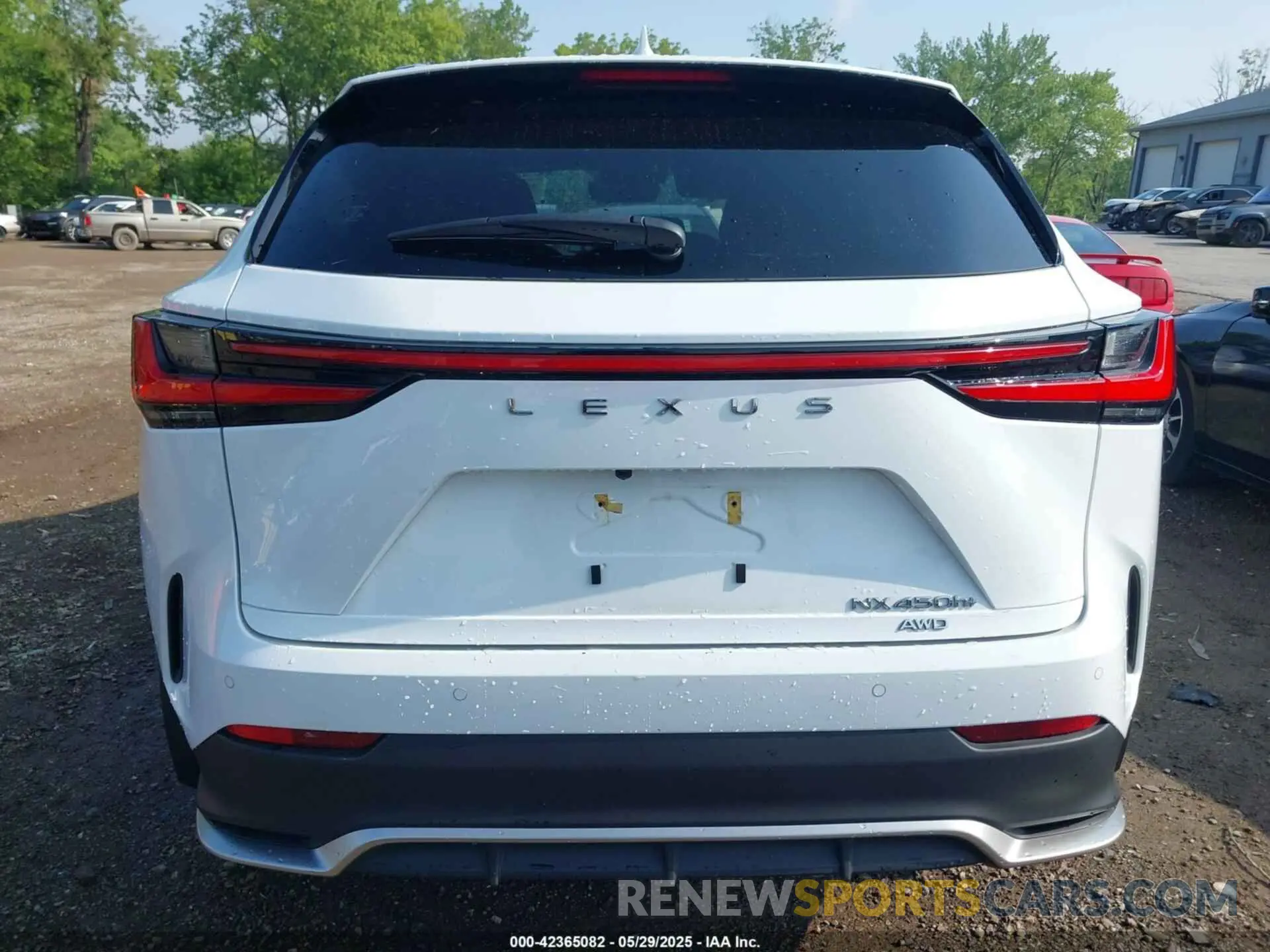 16 Photograph of a damaged car JTJKKCFZ1N2005405 LEXUS NX 450H+ 2022