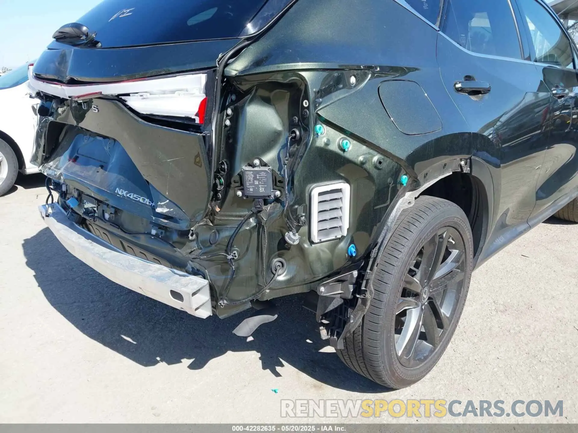 19 Photograph of a damaged car JTJHKCFZ0P2017929 LEXUS NX 450H+ 2023