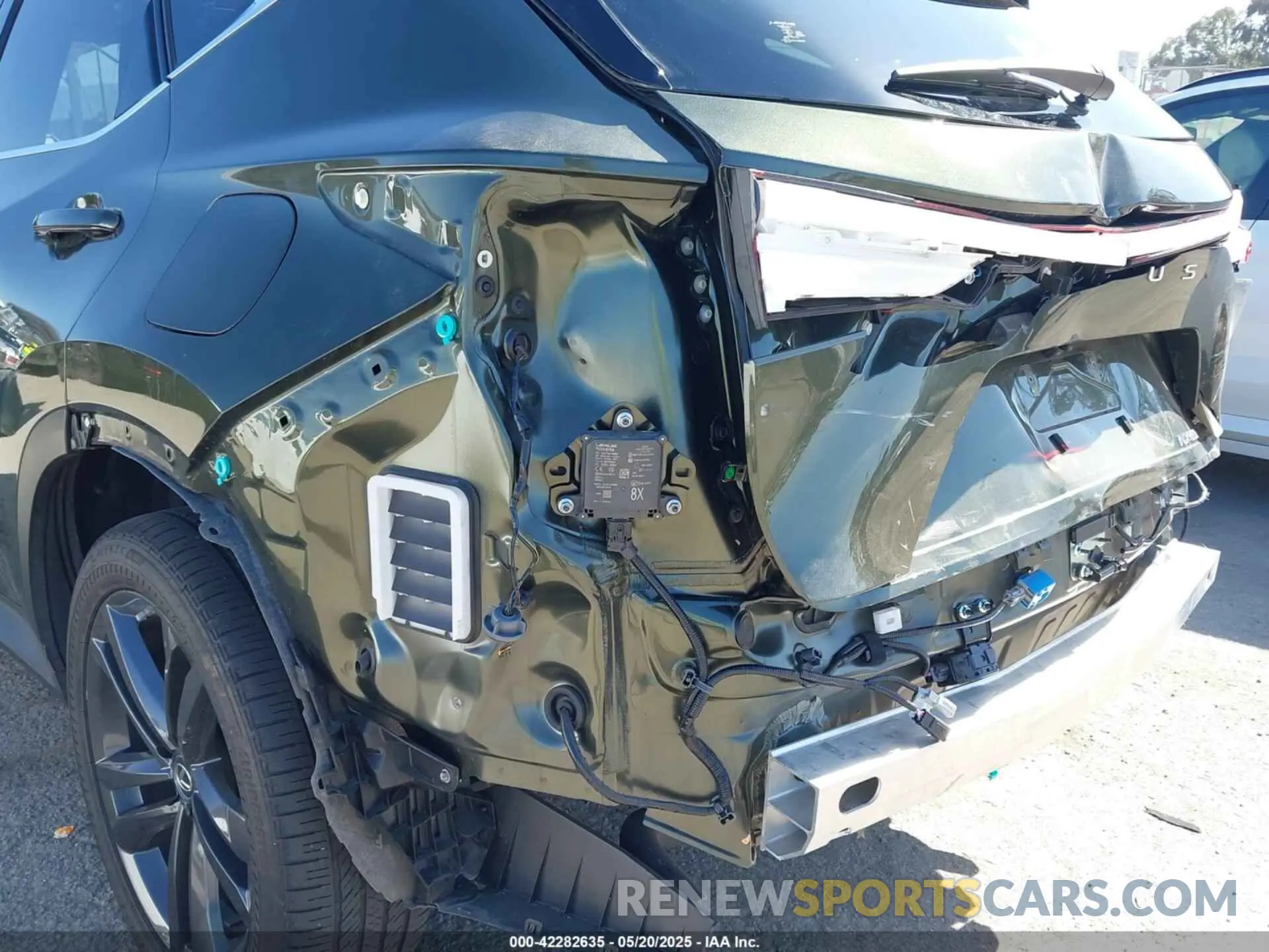 20 Photograph of a damaged car JTJHKCFZ0P2017929 LEXUS NX 450H+ 2023