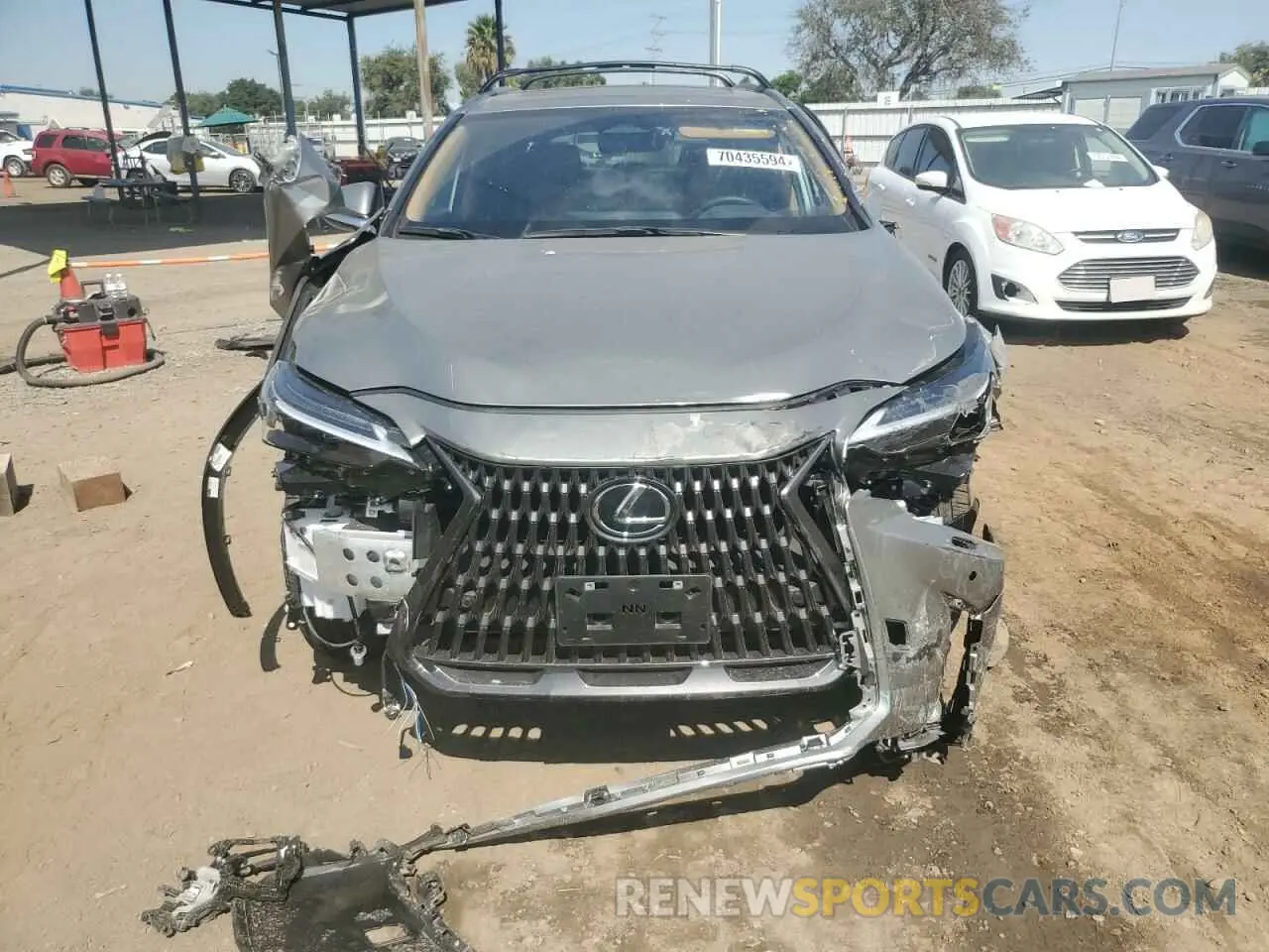 5 Photograph of a damaged car JTJHKCFZ1P2019074 LEXUS NX 450H 2023