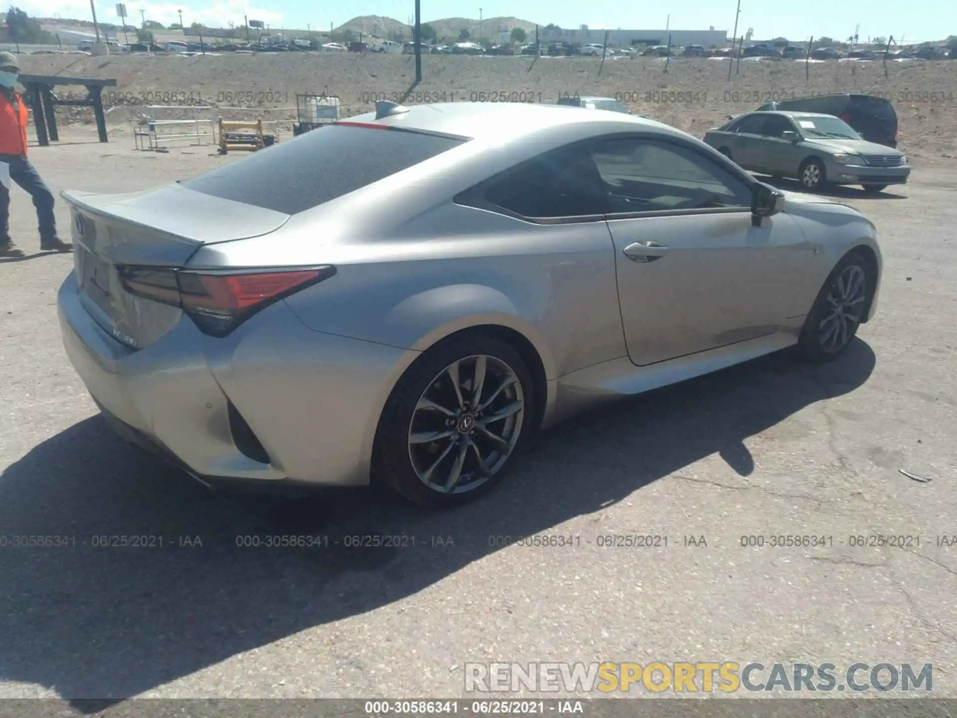 4 Photograph of a damaged car JTHHA5BC9K5009160 LEXUS RC 2019