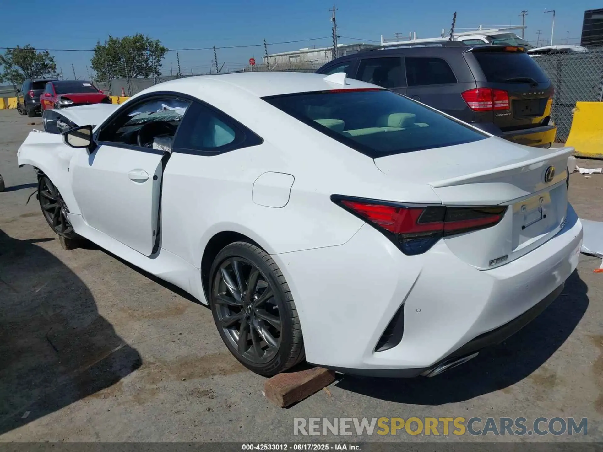 3 Photograph of a damaged car JTHHA5BC0K5009659 LEXUS RC 300 2019