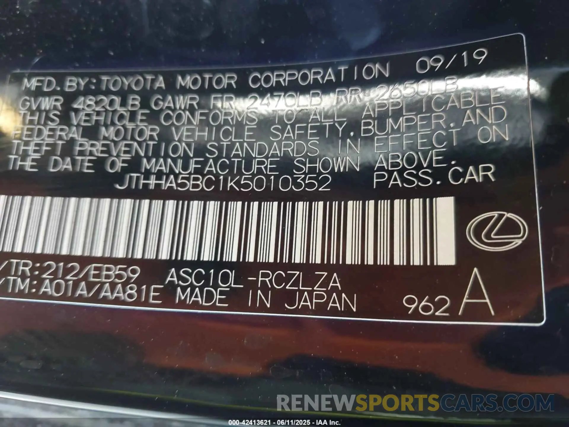 9 Photograph of a damaged car JTHHA5BC1K5010352 LEXUS RC 300 2019
