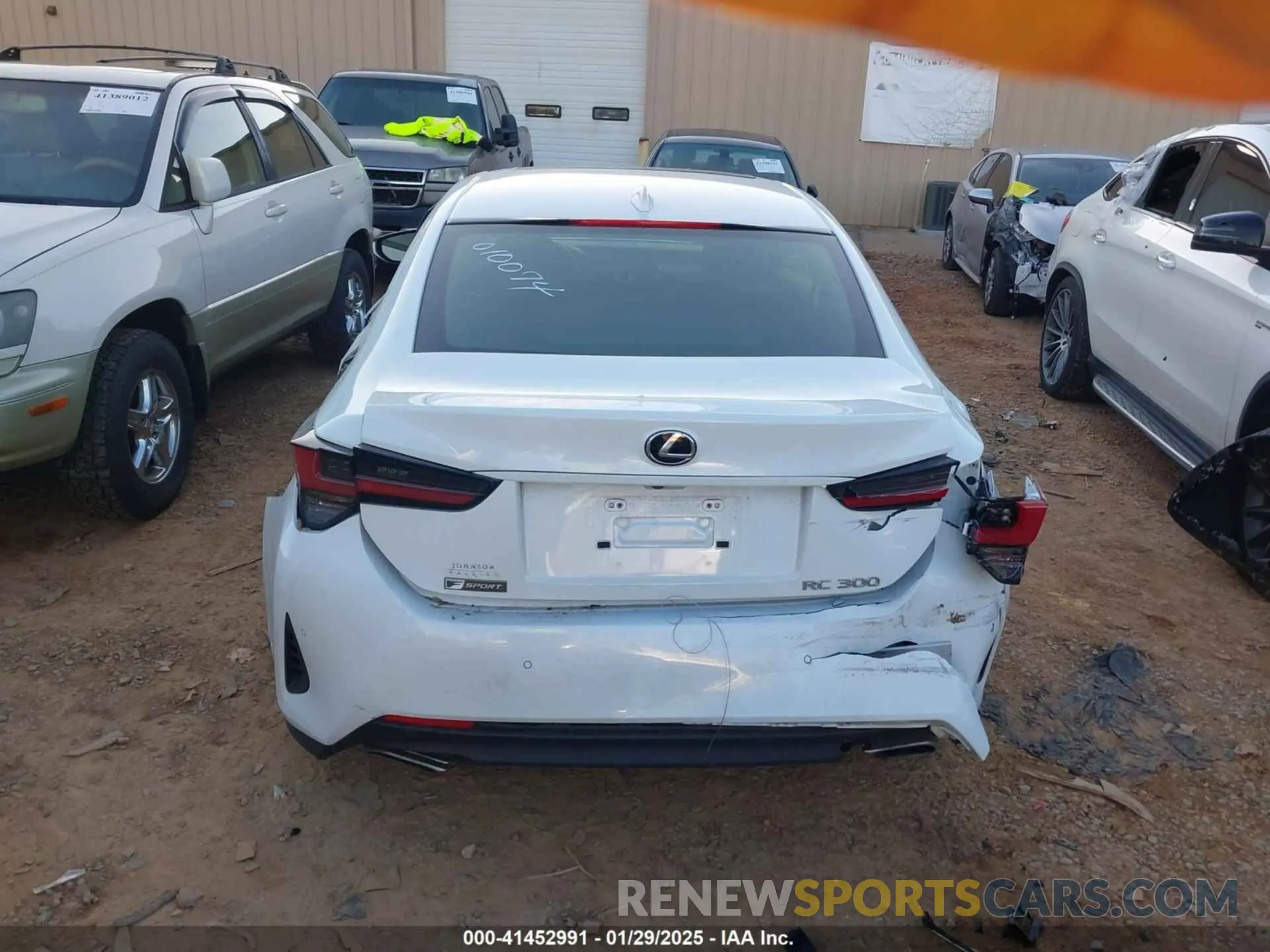 17 Photograph of a damaged car JTHHA5BCXK5010074 LEXUS RC 300 2019