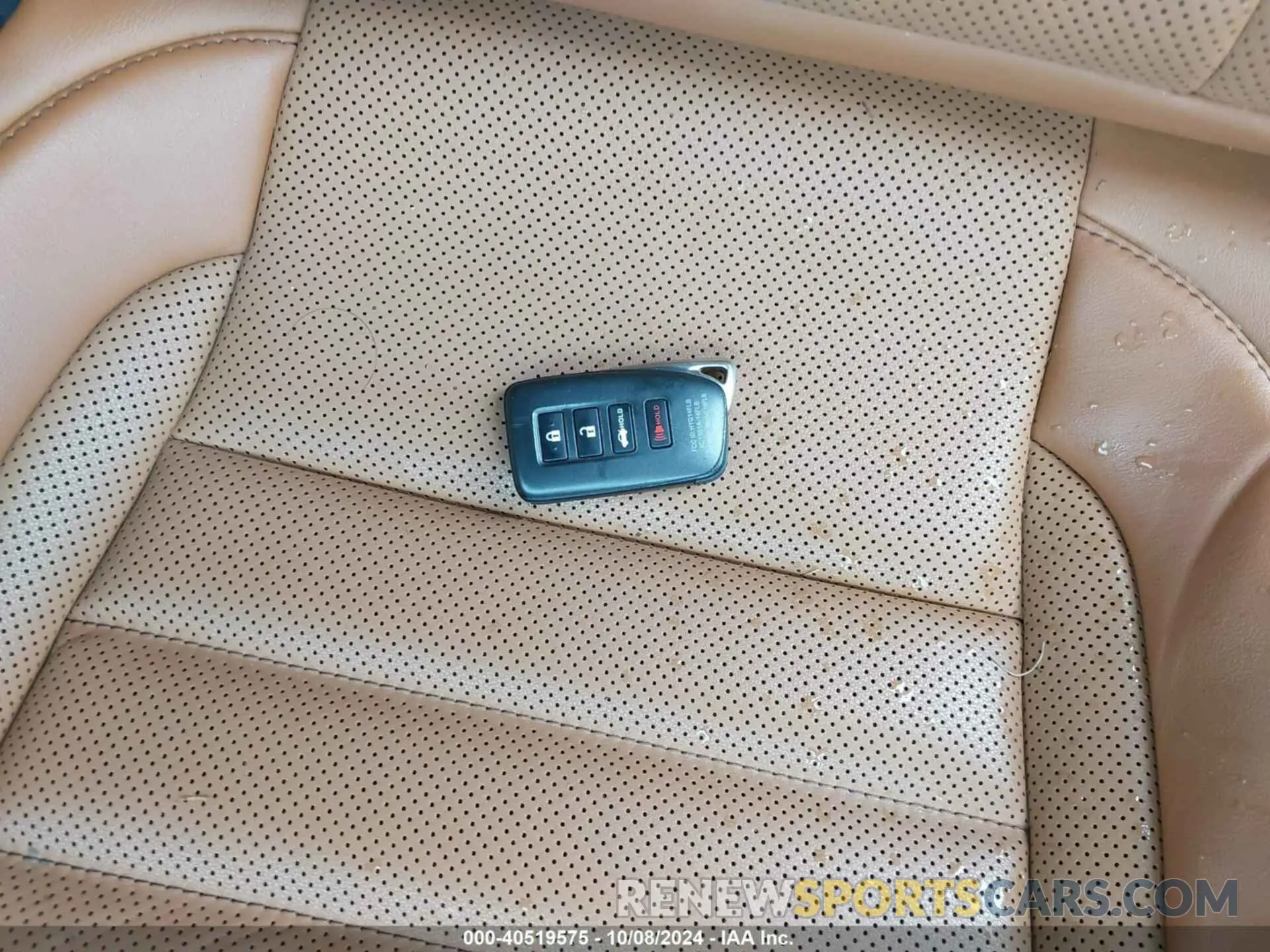 11 Photograph of a damaged car JTHAA5BC0M5011187 LEXUS RC 300 2021