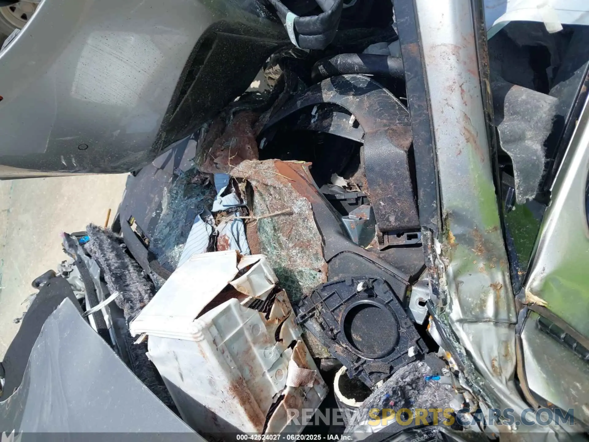 9 Photograph of a damaged car JTHGA5BC2M5011542 LEXUS RC 300 2021