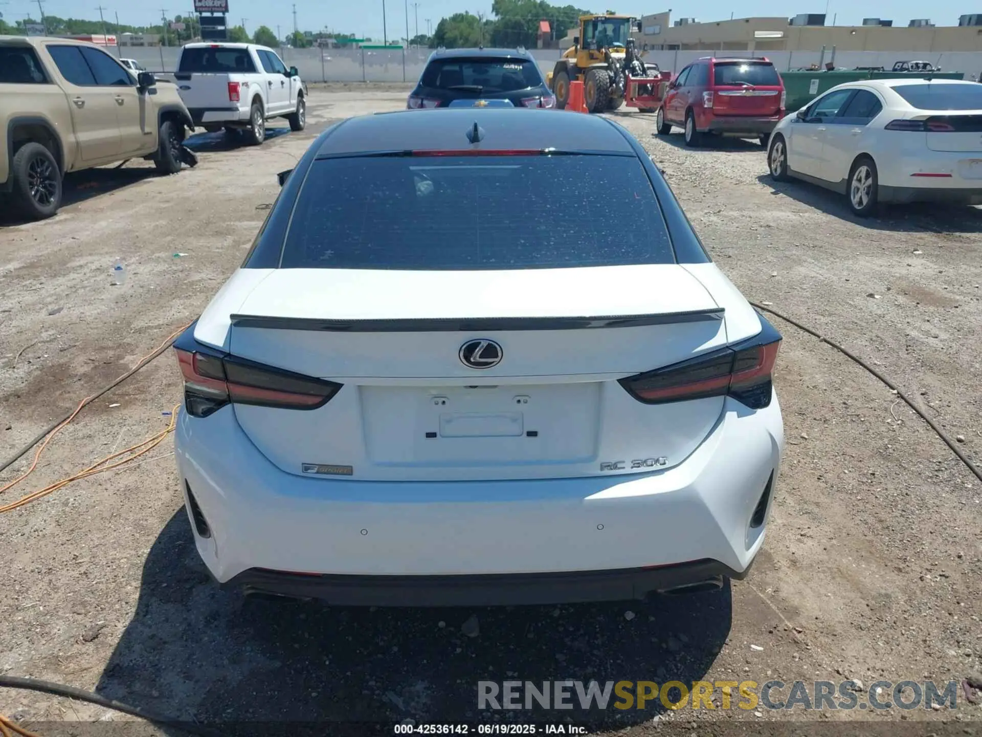 17 Photograph of a damaged car JTHGA5BC8M5011173 LEXUS RC 300 2021