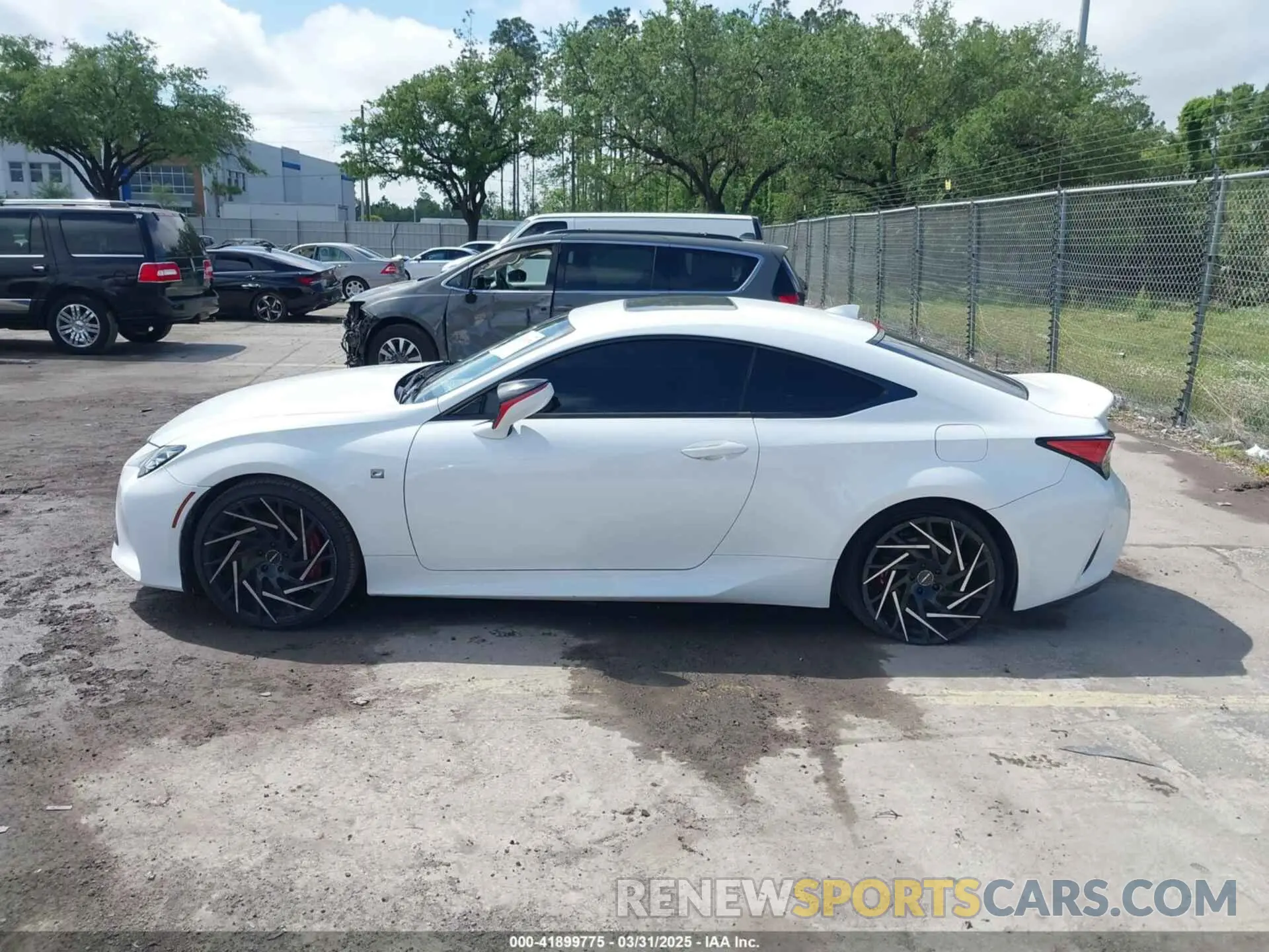 14 Photograph of a damaged car JTHHZ5BC7K5019694 LEXUS RC 350 2019