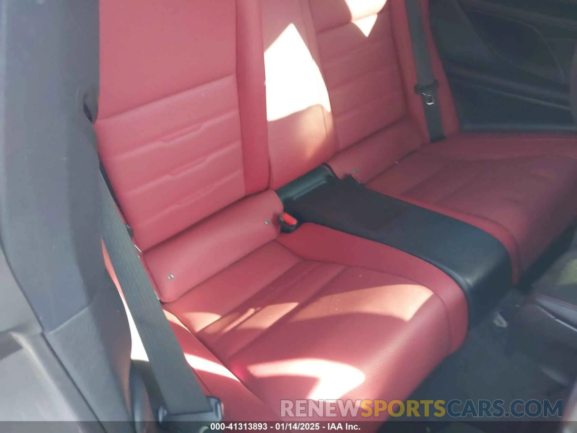 8 Photograph of a damaged car JTHGZ5BC2M5024008 LEXUS RC 350 2021