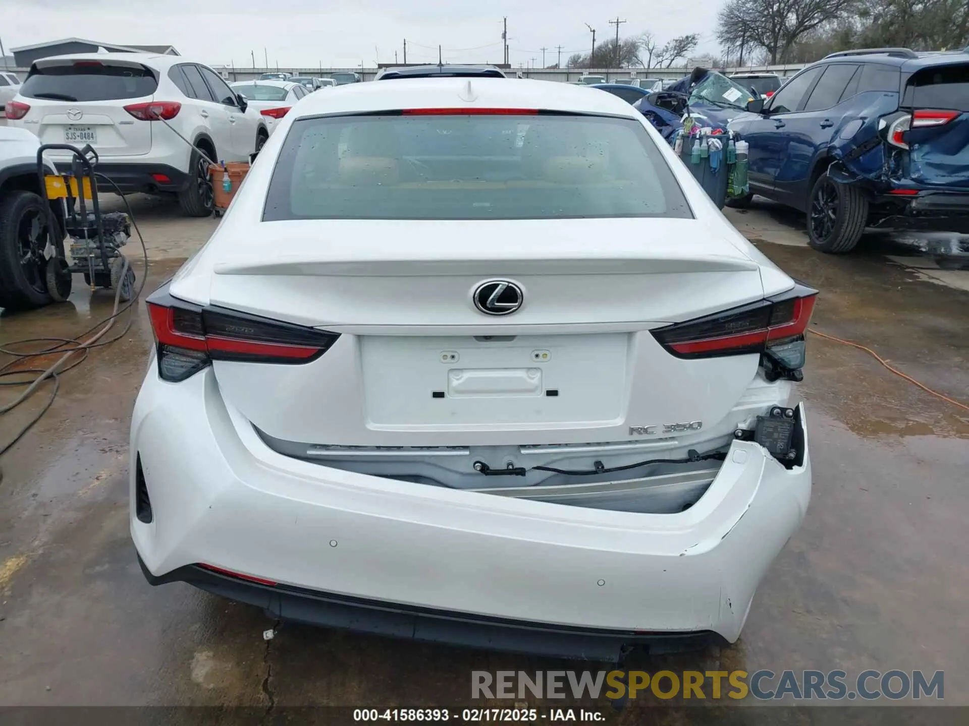 16 Photograph of a damaged car JTHDZ5BC2N5025440 LEXUS RC 350 2022