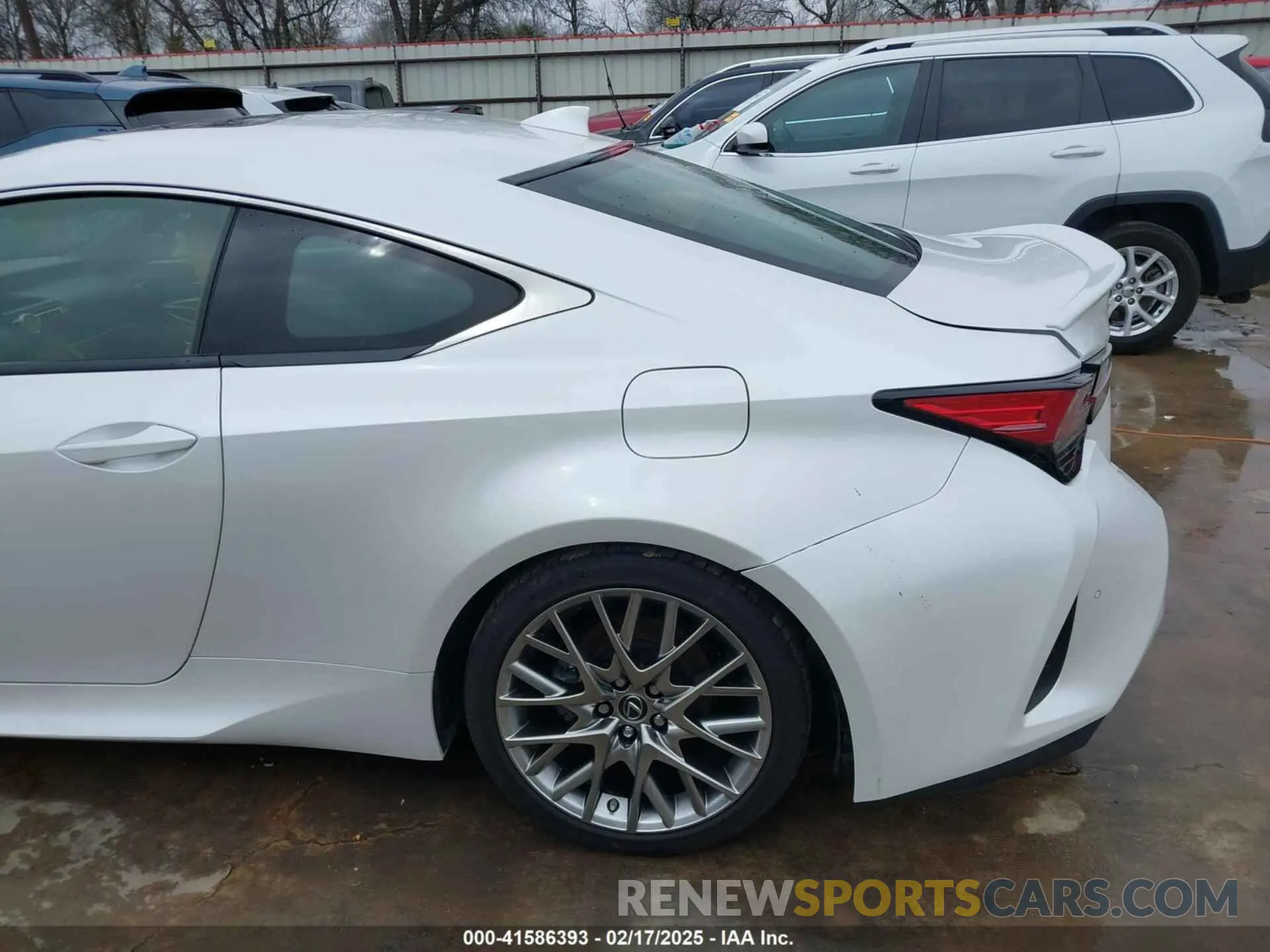 18 Photograph of a damaged car JTHDZ5BC2N5025440 LEXUS RC 350 2022