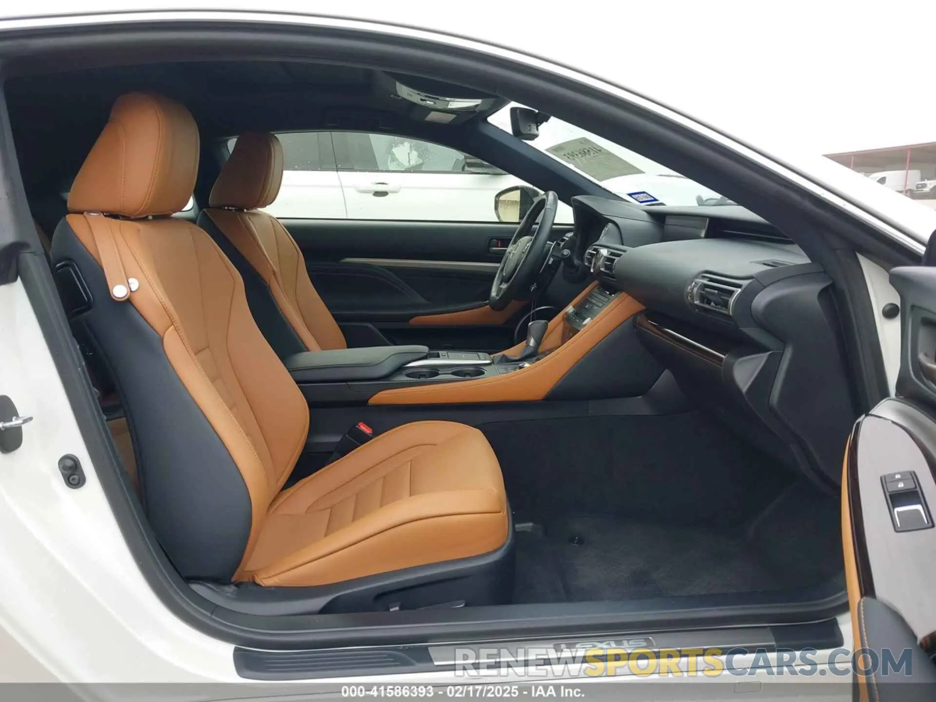 5 Photograph of a damaged car JTHDZ5BC2N5025440 LEXUS RC 350 2022