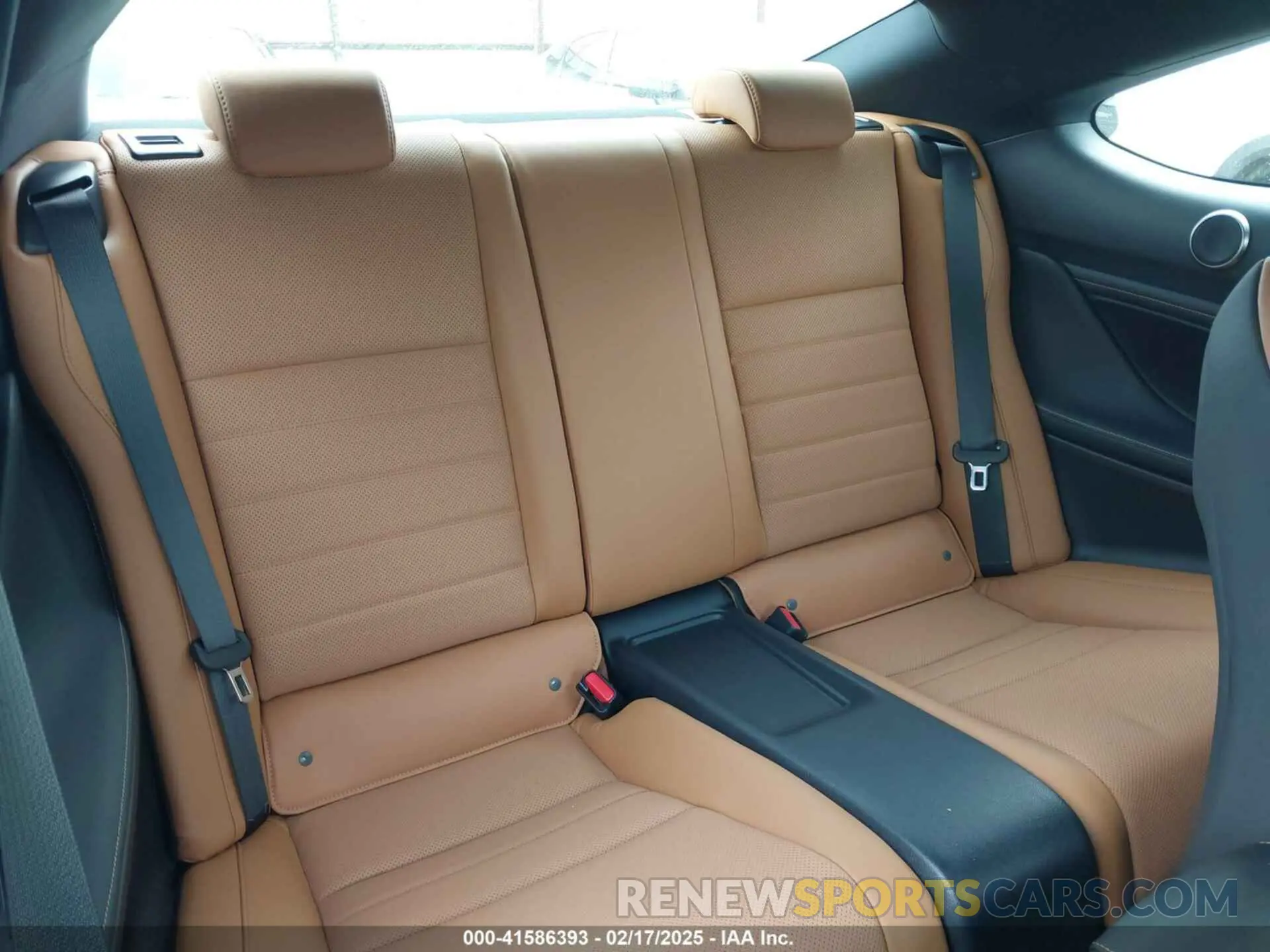 8 Photograph of a damaged car JTHDZ5BC2N5025440 LEXUS RC 350 2022