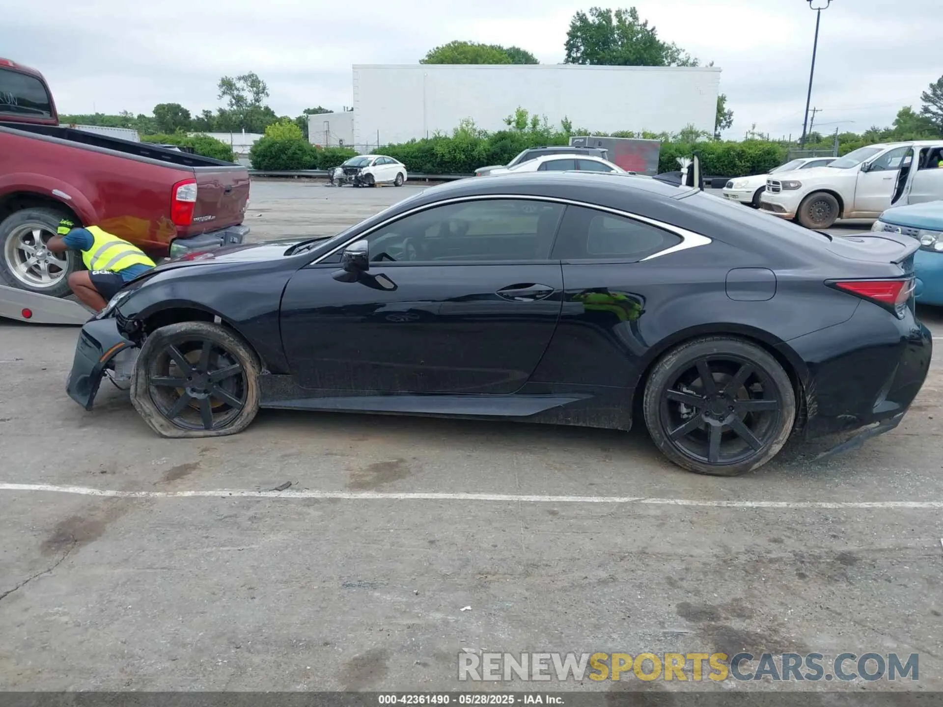 14 Photograph of a damaged car JTHDZ5BC3N5026483 LEXUS RC 350 2022