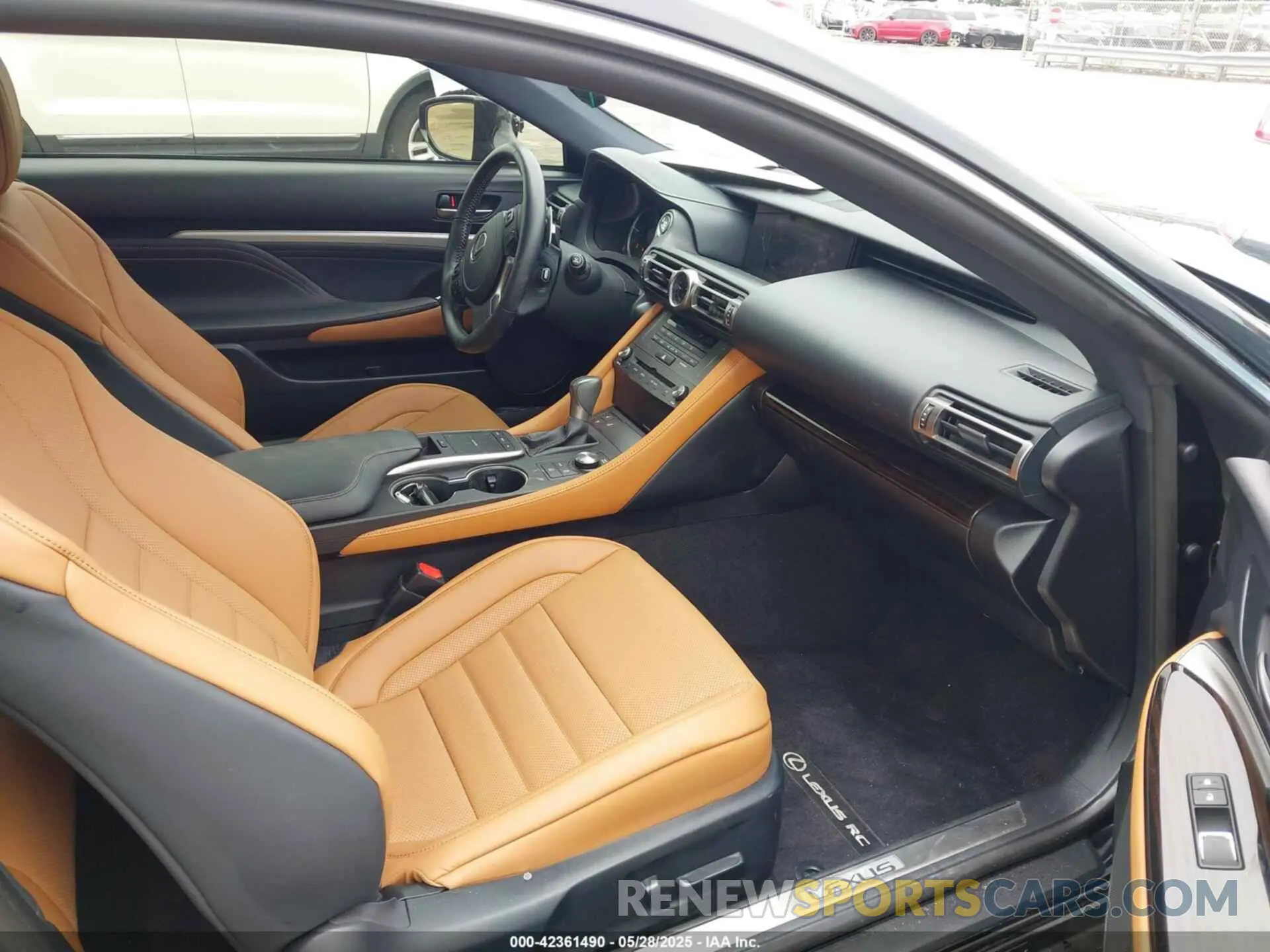 5 Photograph of a damaged car JTHDZ5BC3N5026483 LEXUS RC 350 2022