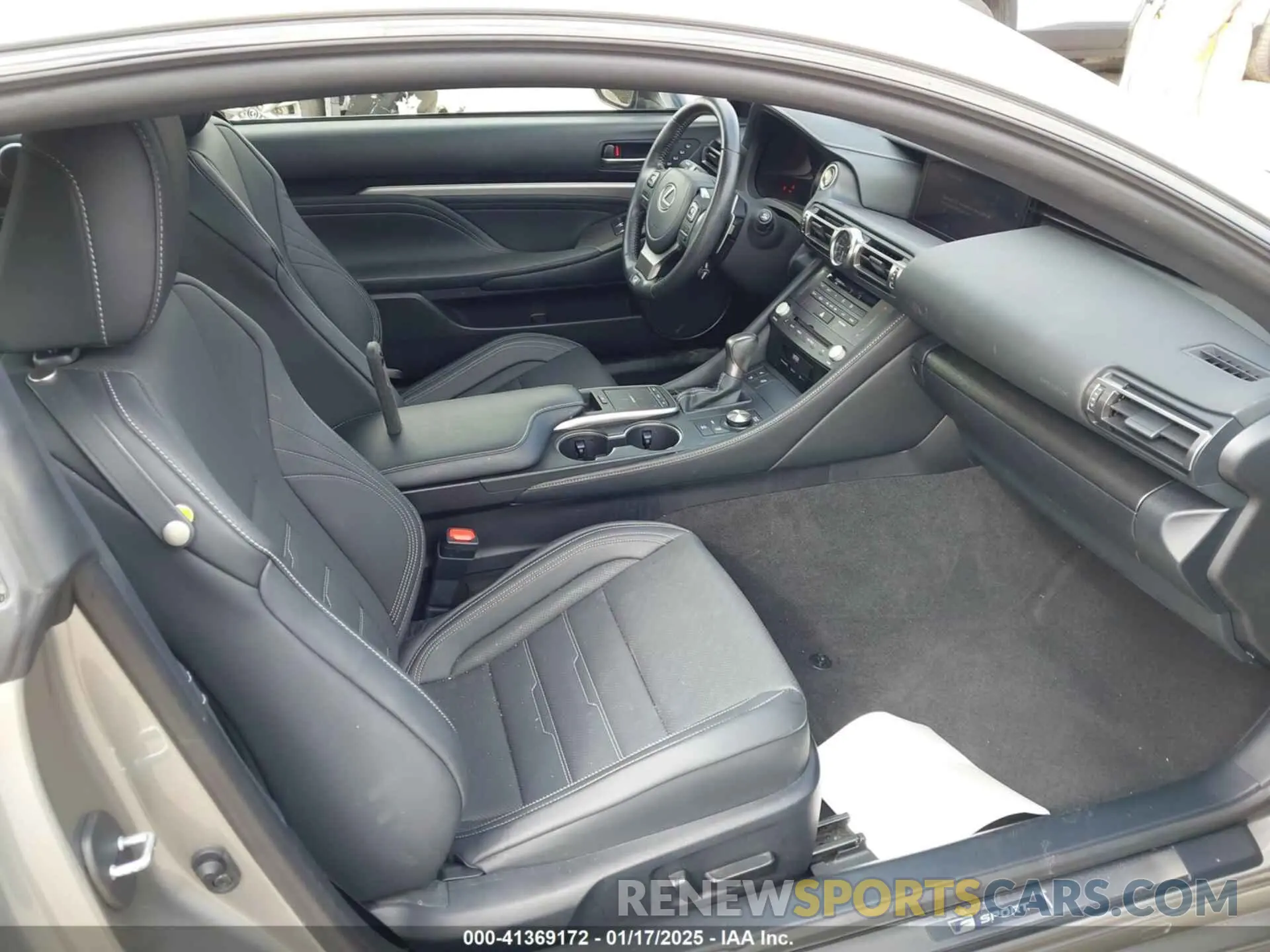 5 Photograph of a damaged car JTHGZ5BC9N5025061 LEXUS RC 350 2022