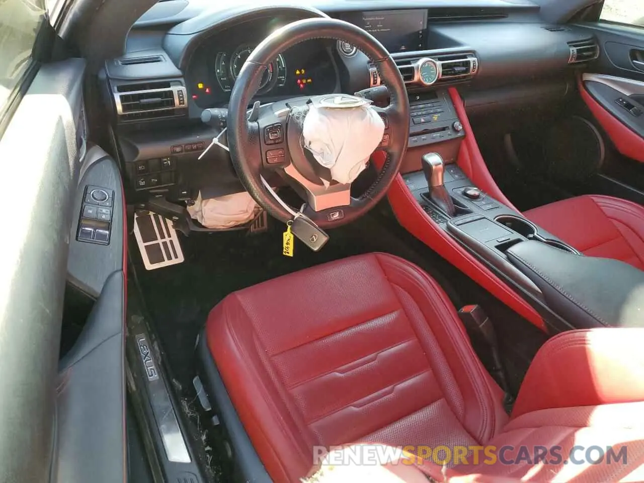 8 Photograph of a damaged car JTHHA5BC3K5010093 LEXUS RC300 2019
