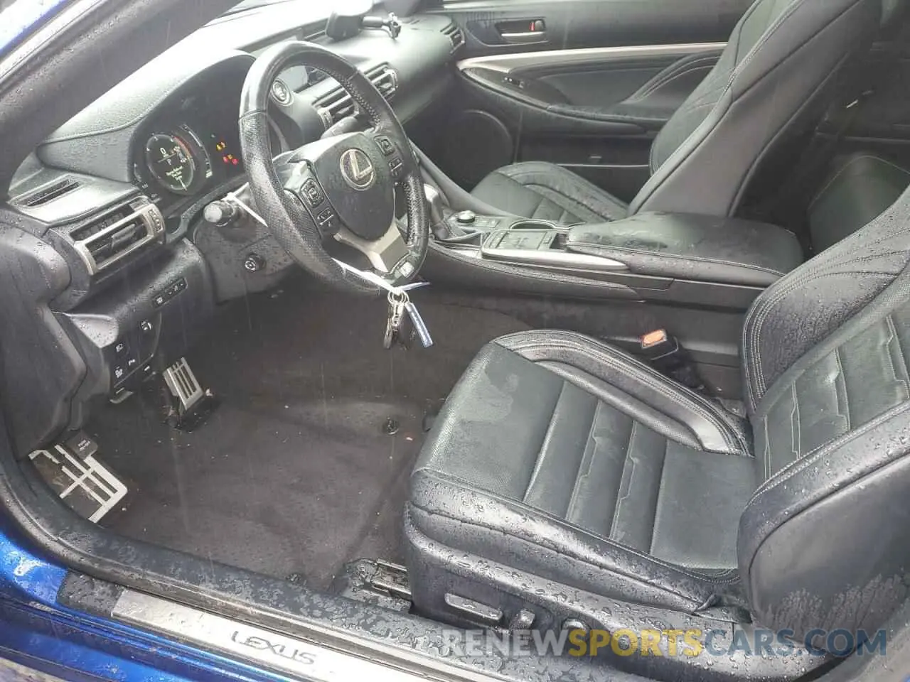 7 Photograph of a damaged car JTHHA5BC8K5010168 LEXUS RC300 2019